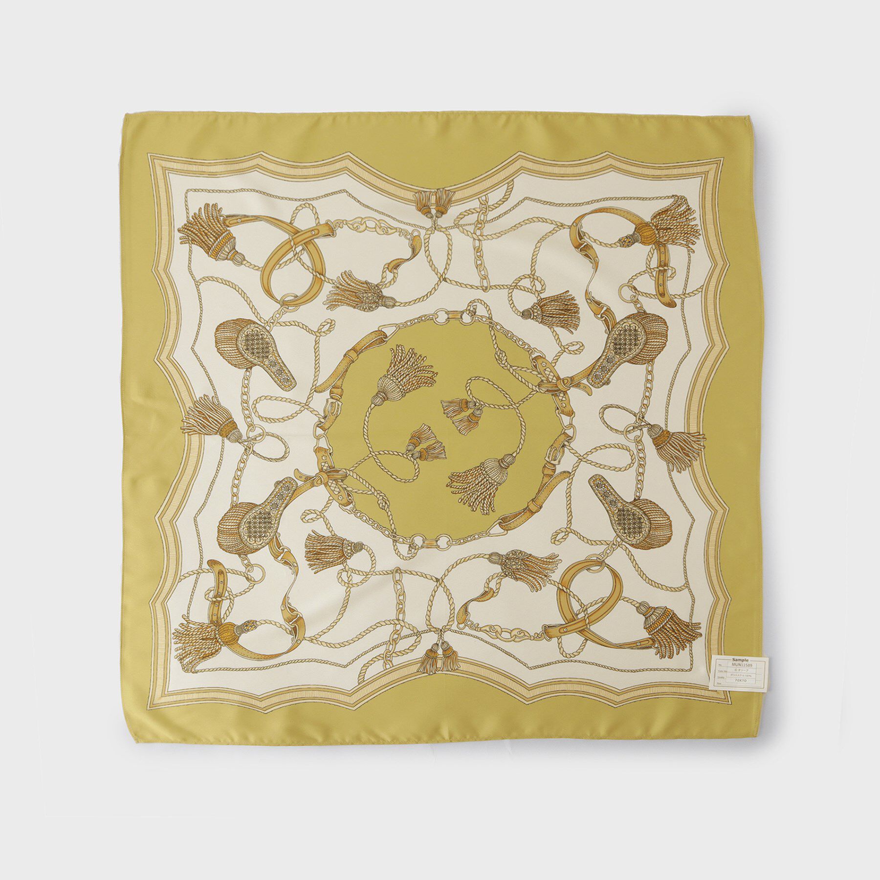 OPAQUE.CLIP「チェーン柄スクエア大判スカーフ」|バンダナ・スカーフ|マスタード(033)