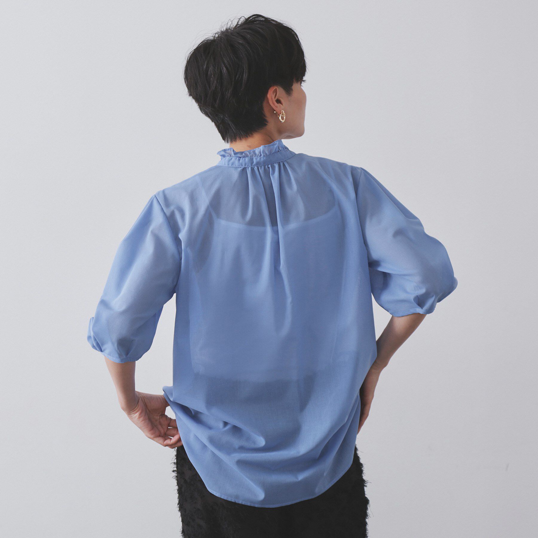 OPAQUE.CLIP「シアーフリルネックブラウス【洗濯機洗い可】」|シャツ・ブラウス|