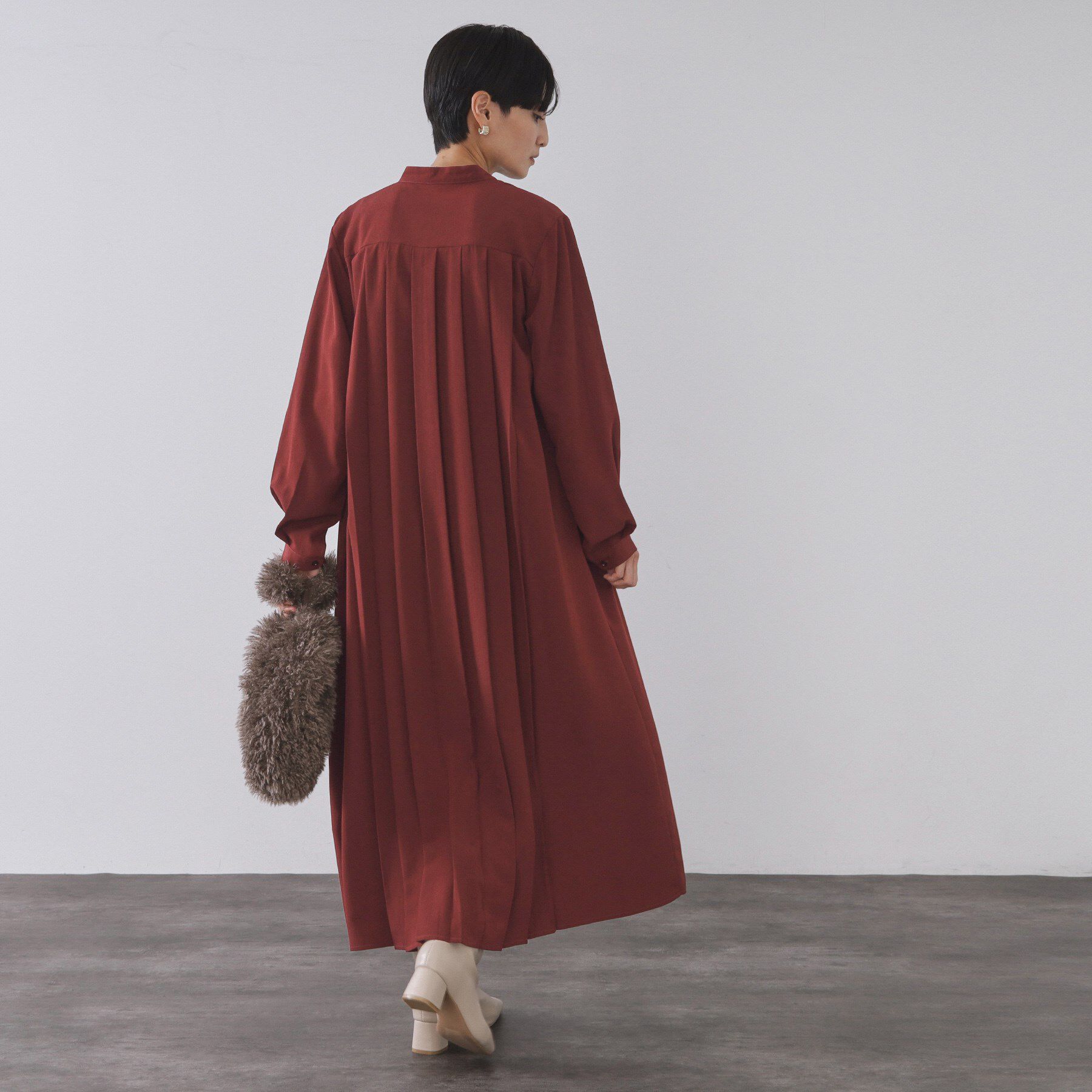 OPAQUE.CLIP「バックプリーツワンピース【洗濯機OK】」|ワンピース|