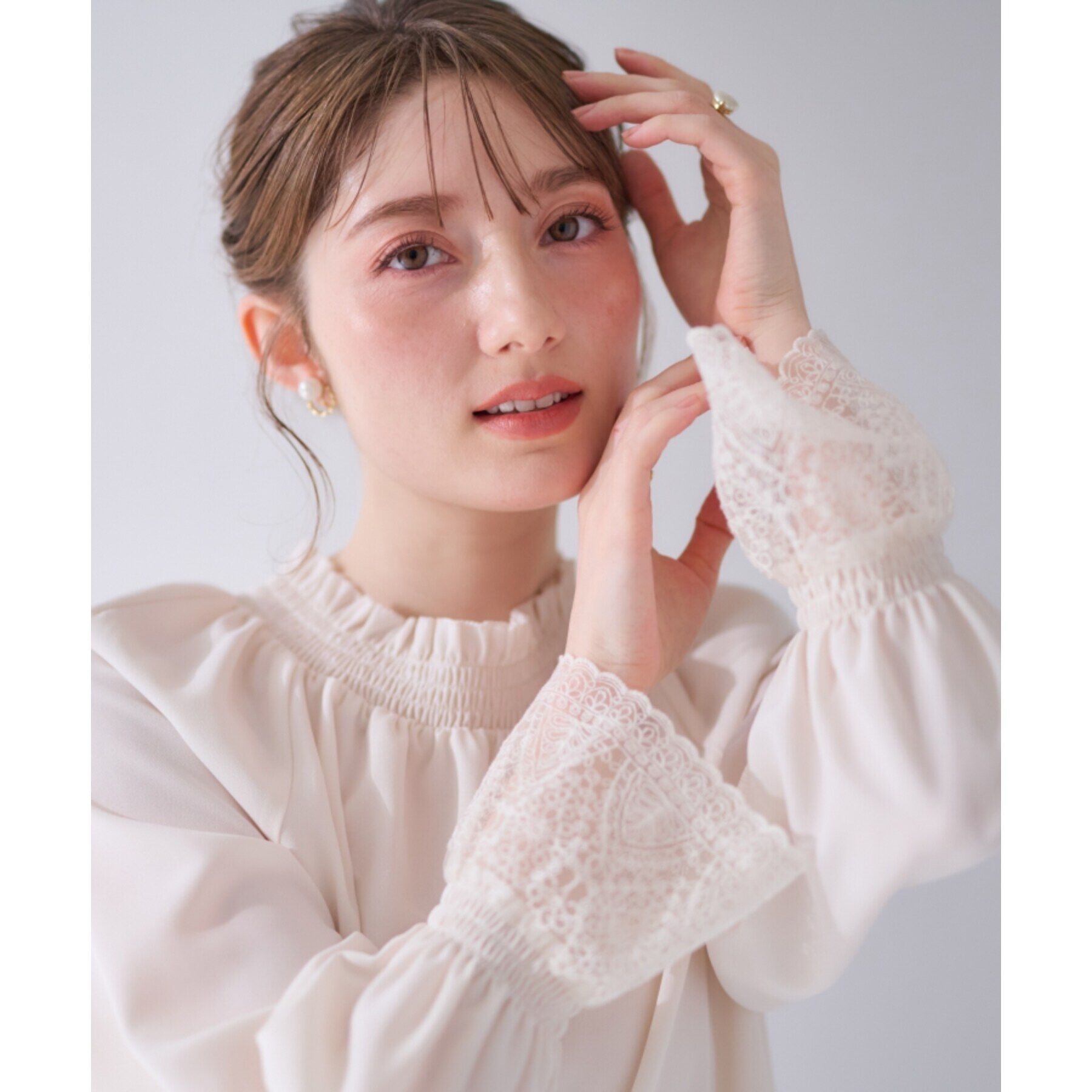 Couture broach「【大人可愛い・通勤】レースキャンディーシャーリングチュニック」|シャツ・ブラウス|