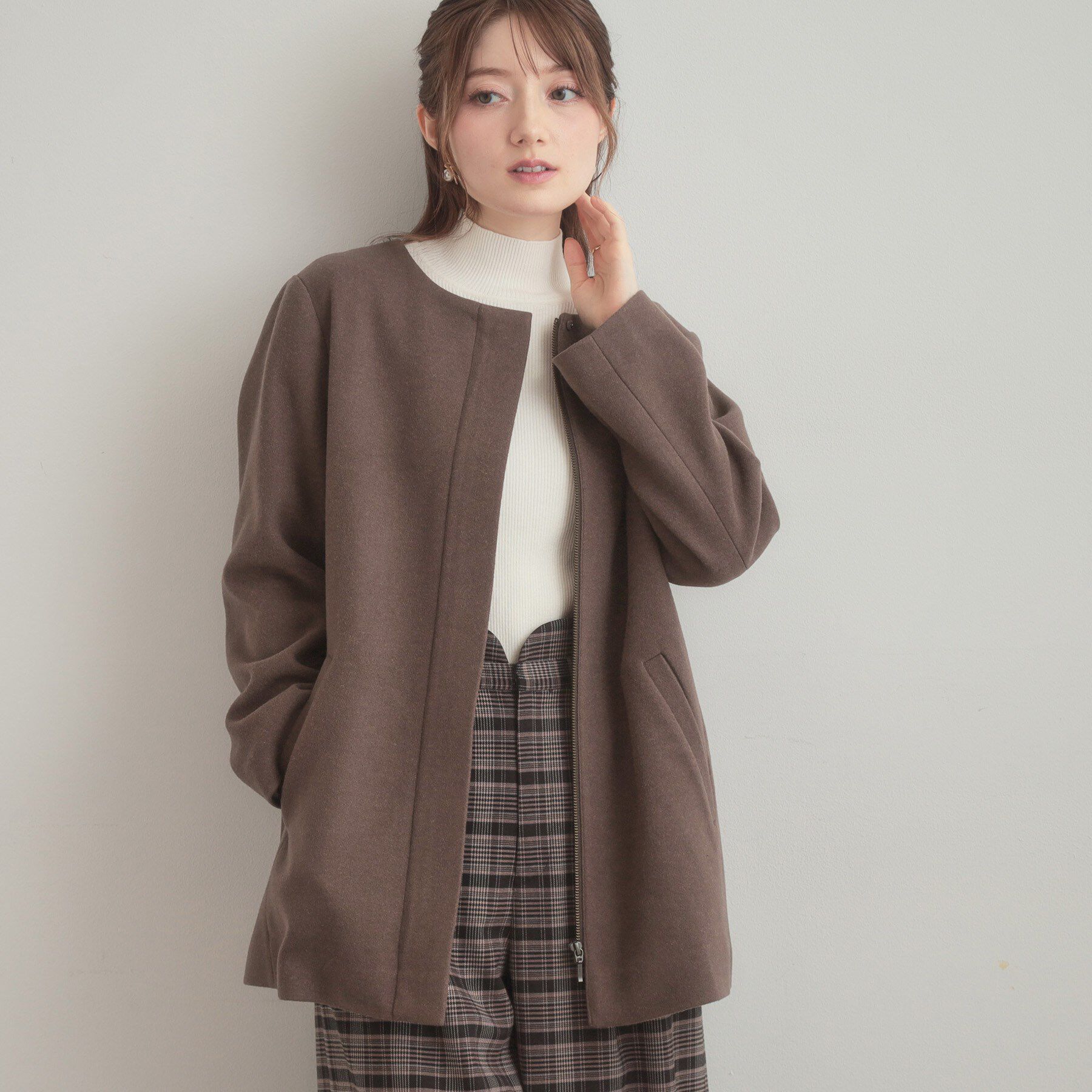 Couture broach「【大人可愛い・フード取り外し可能】フードフェイクファー ハーフ丈コート」|その他|