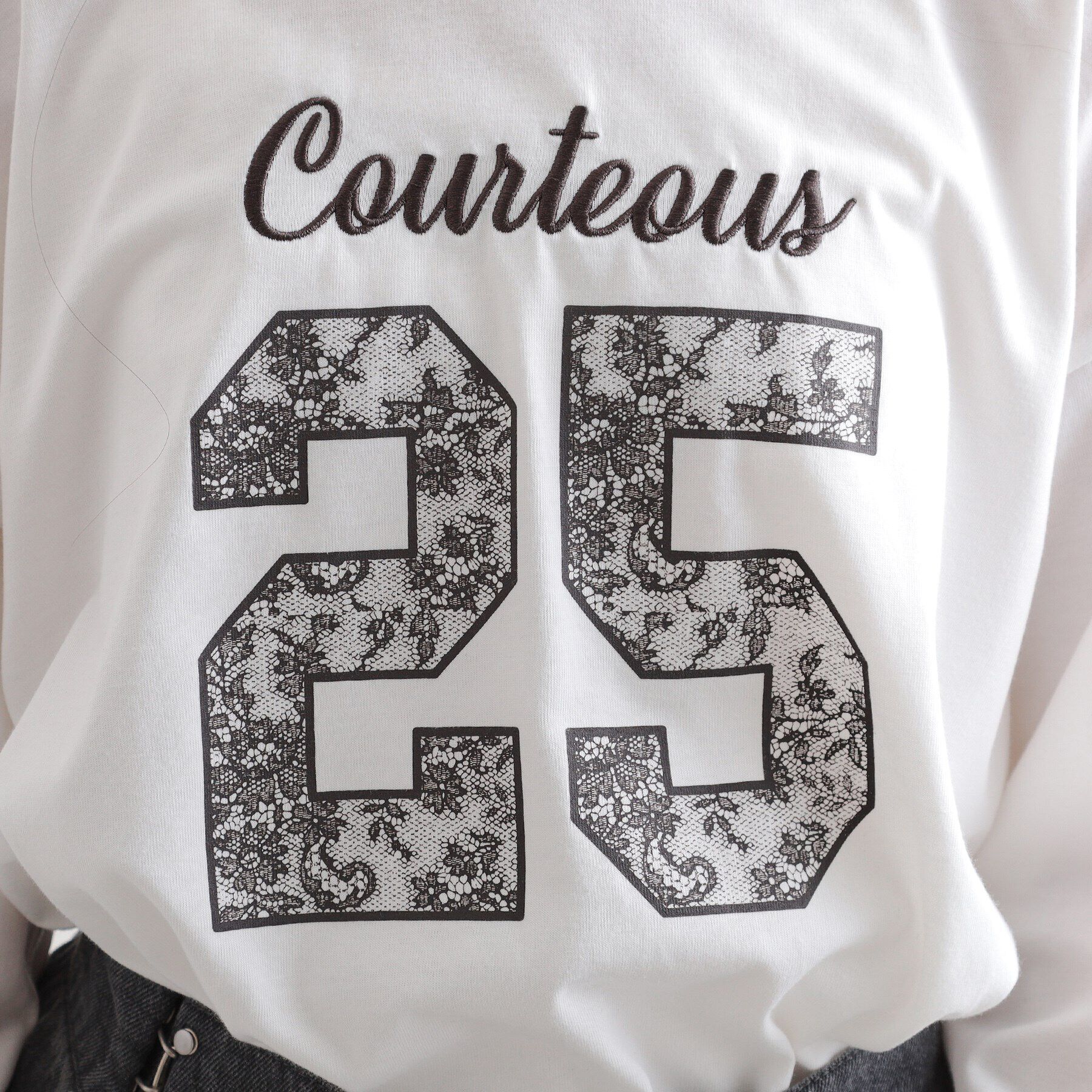 PINK-latte「レースプリントナンバリングロンT」|Tシャツ・カットソー|