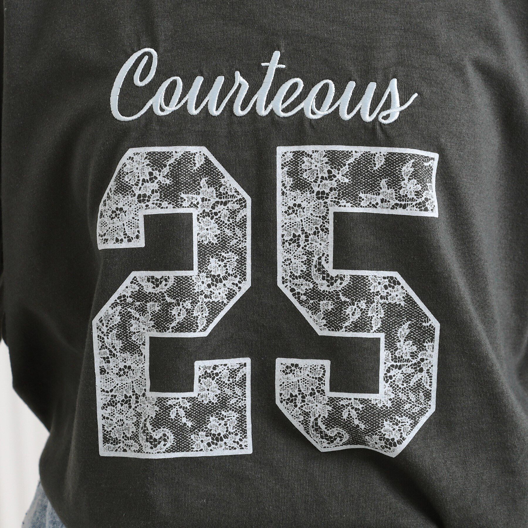 PINK-latte「レースプリントナンバリングロンT」|Tシャツ・カットソー|