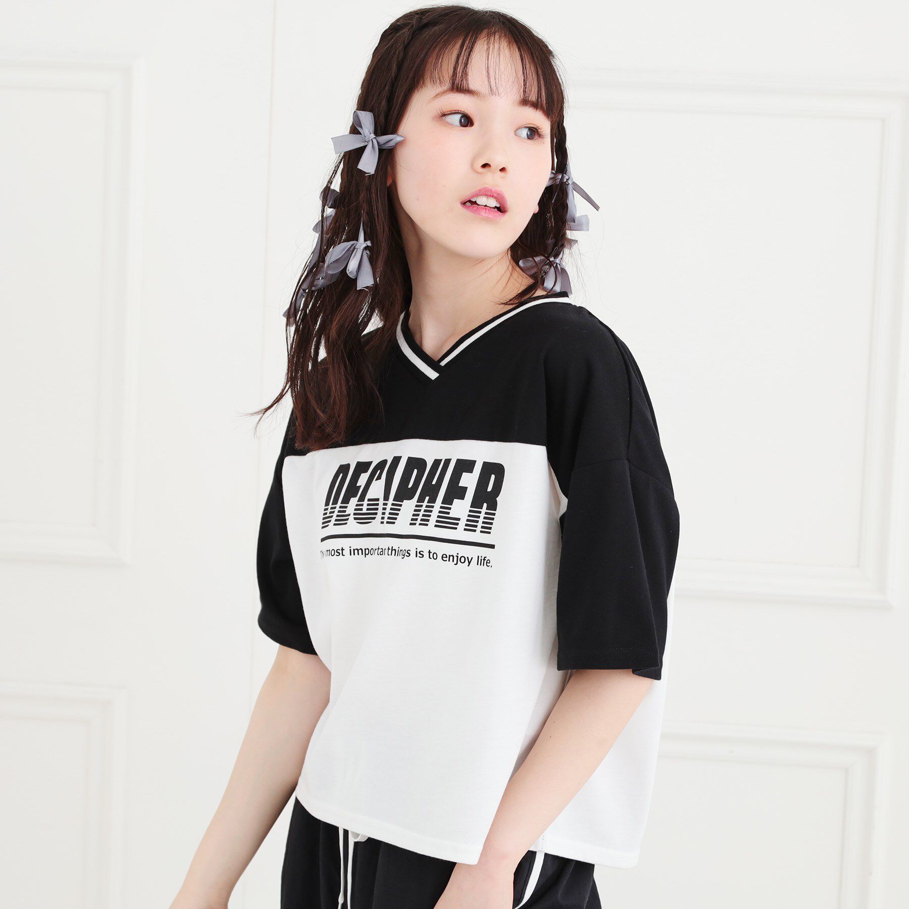 PINK-latte「Vネック切替Tシャツ」|Tシャツ・カットソー|