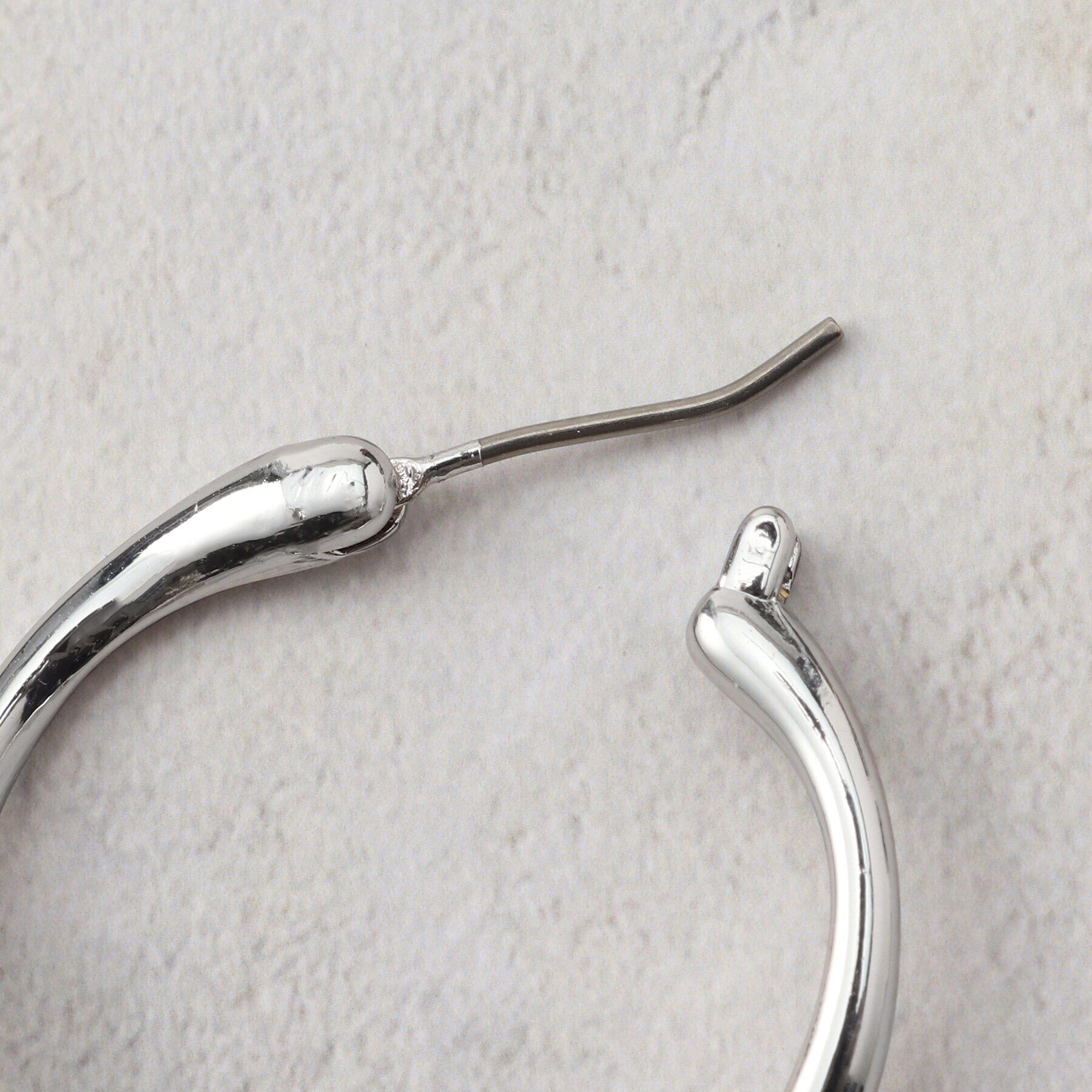 THE SHOP TK「【＠BAILA掲載】ループシンプルピアス」|ピアス|