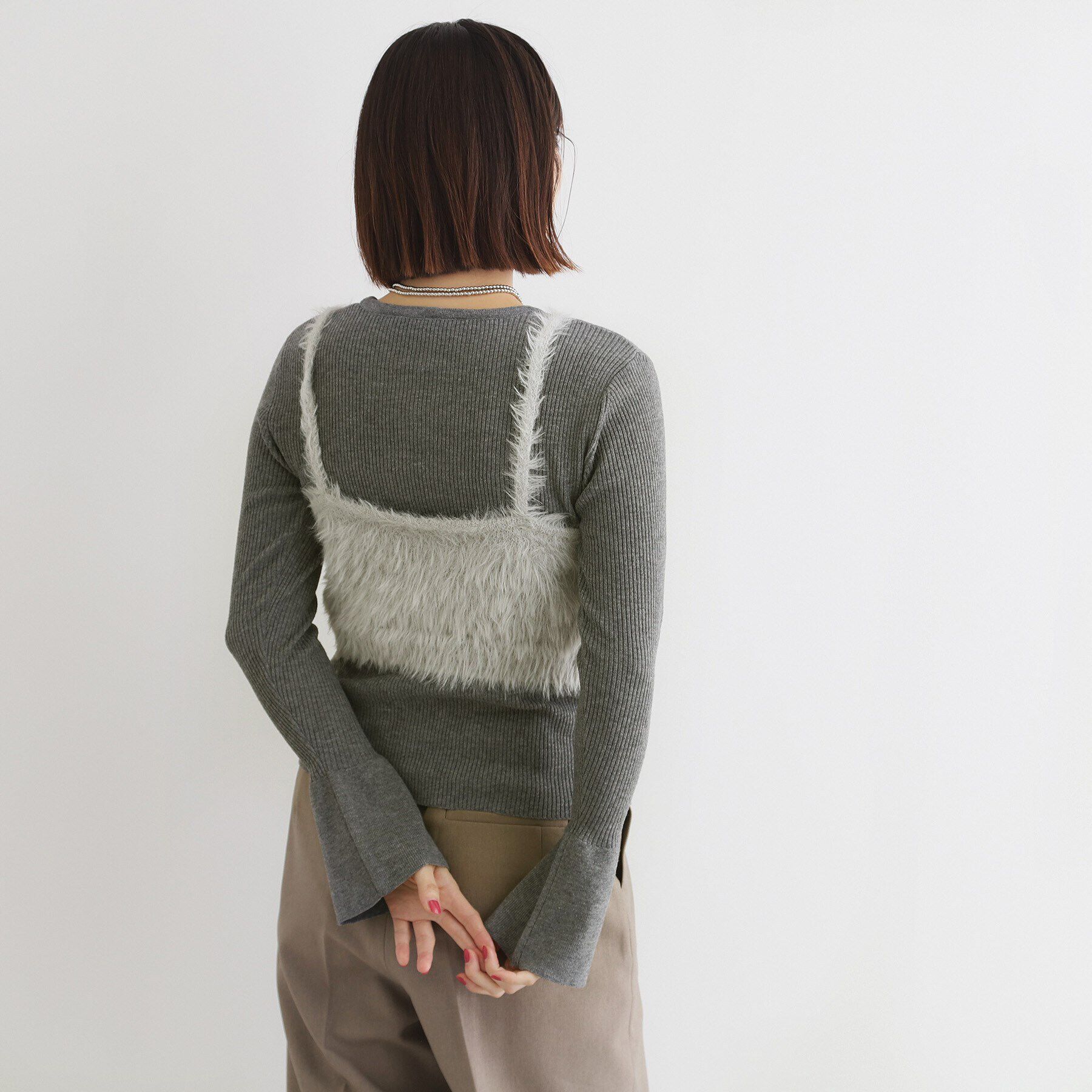 THE SHOP TK「【＠BAILA掲載】ふわふわビスチェ&times;フレア袖ニット/セットアイテム」|ニット・セーター|