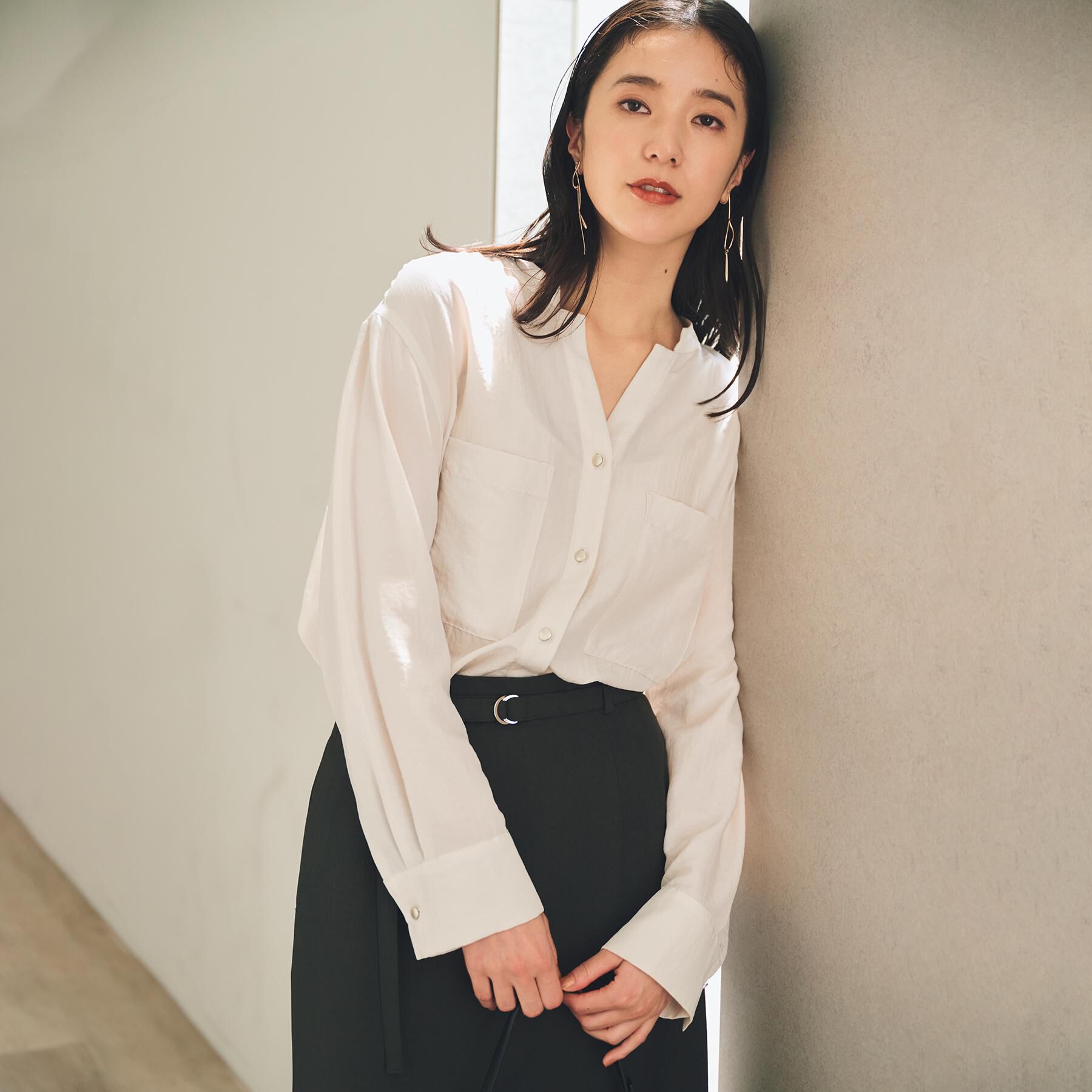 THE SHOP TK「【通勤にもデイリーにも】ダブルポケットスキッパーシャツ/洗濯機OK」|シャツ・ブラウス|アイボリー(004)