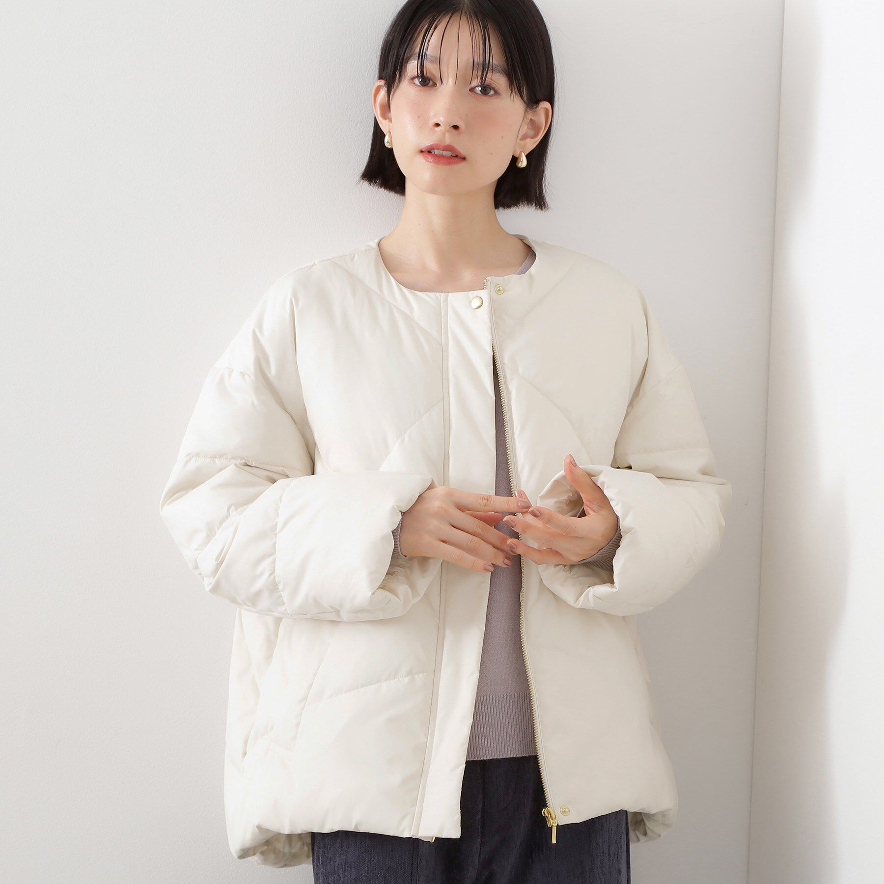 THE SHOP TK「きれいめにもカジュアルにも ノーカラーキルトジャケット」|ダウン|アイボリー(004)