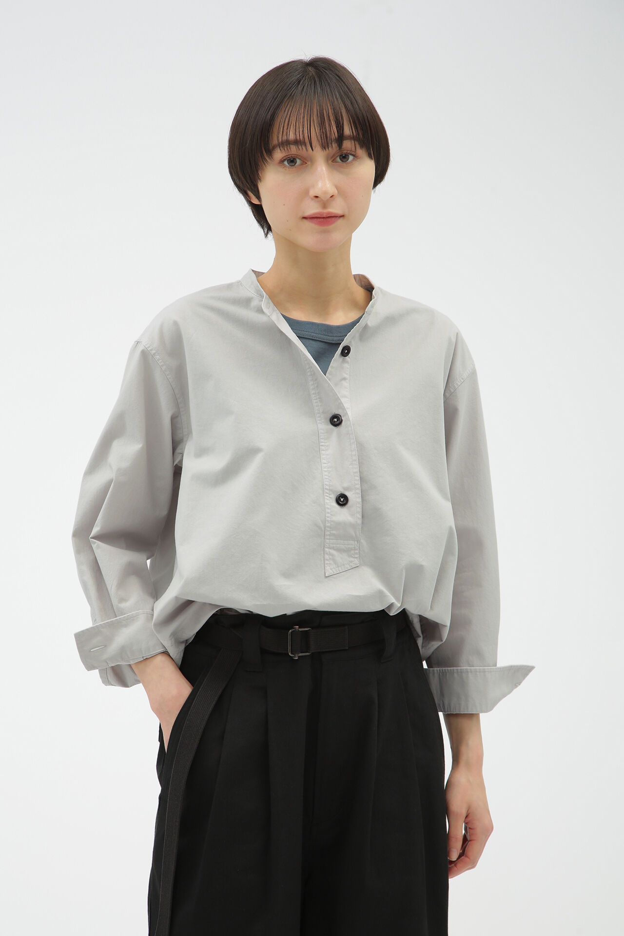 MHL.「ORGANIC COTTON SHIRTING」|シャツ・ブラウス|LIGHT GREY1