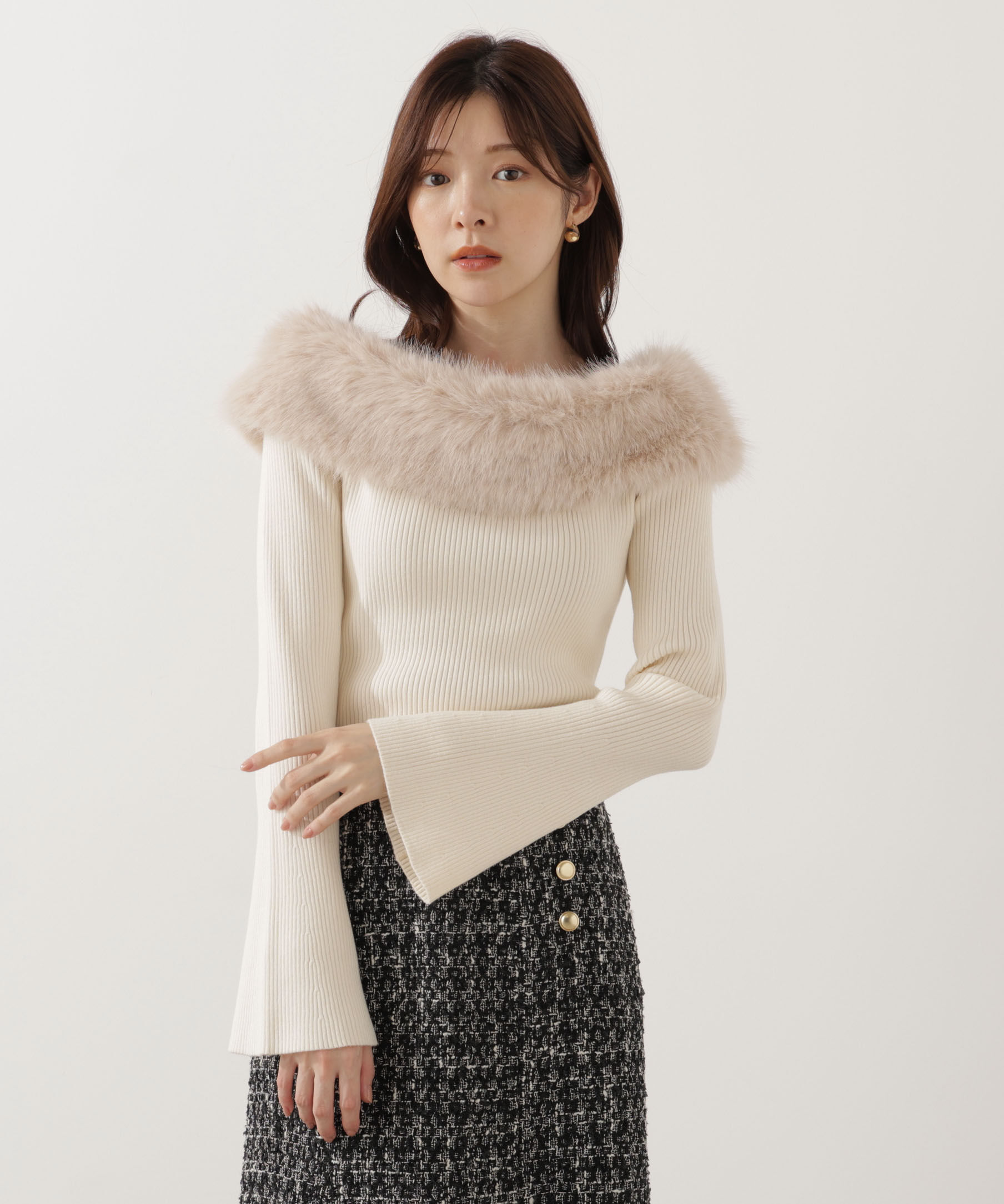 PROPORTION BODY DRESSING「フェイクファー付きオフショルニット 25AW」|ニット・セーター|アイボリー2
