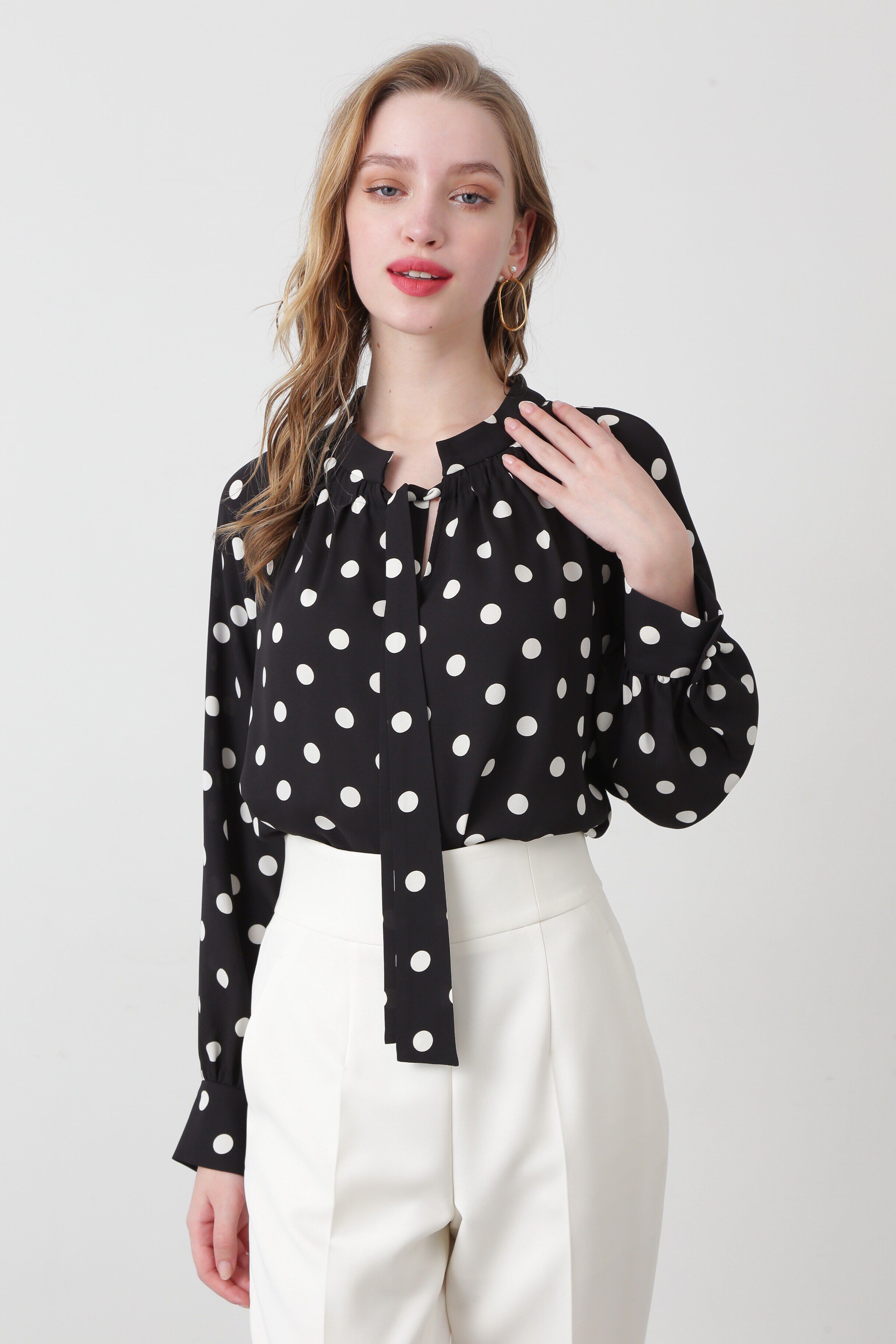  「[WEB限定商品] ドットプリントギャザーブラウス」|シャツ・ブラウス|