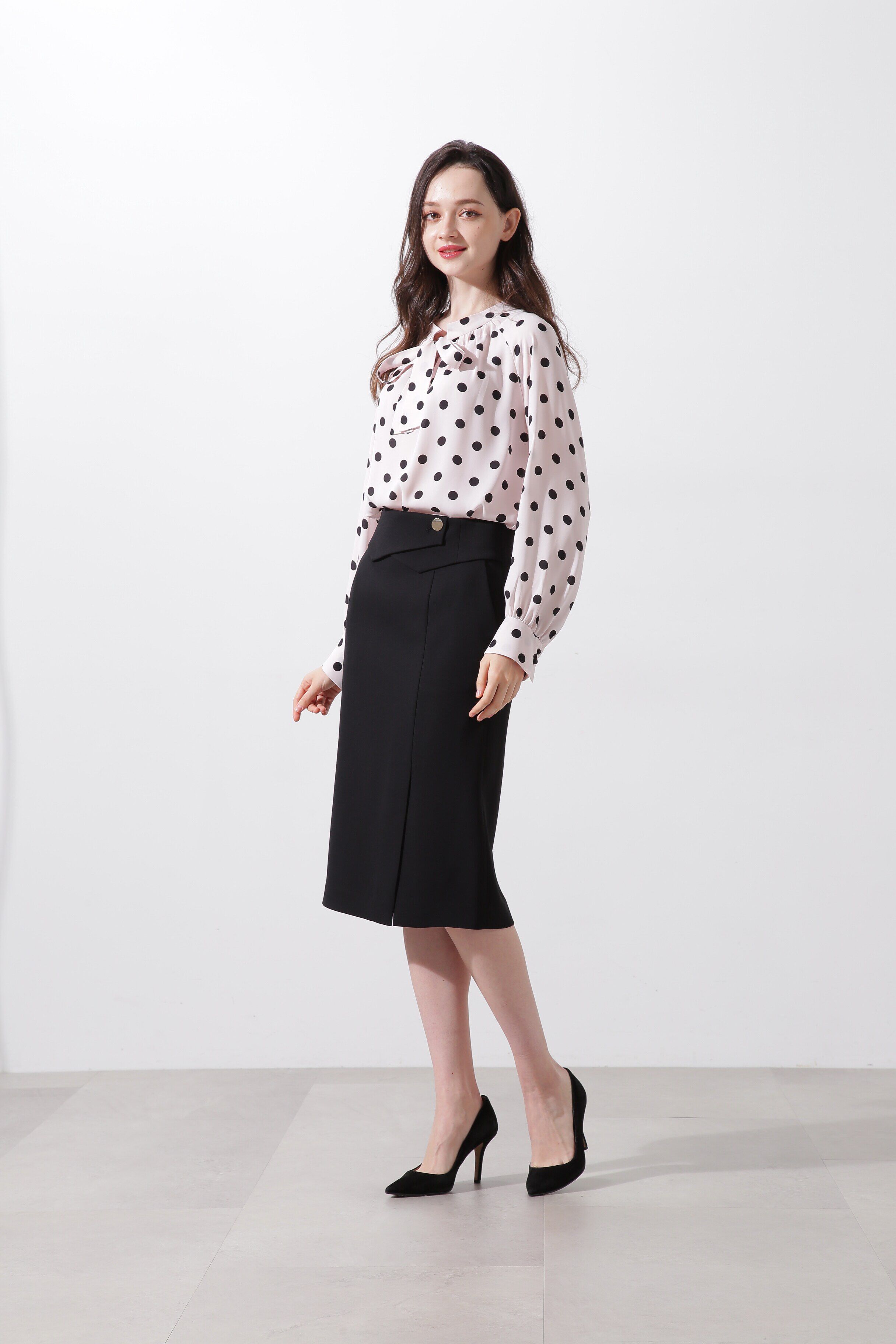  「[WEB限定商品] ドットプリントギャザーブラウス」|シャツ・ブラウス|