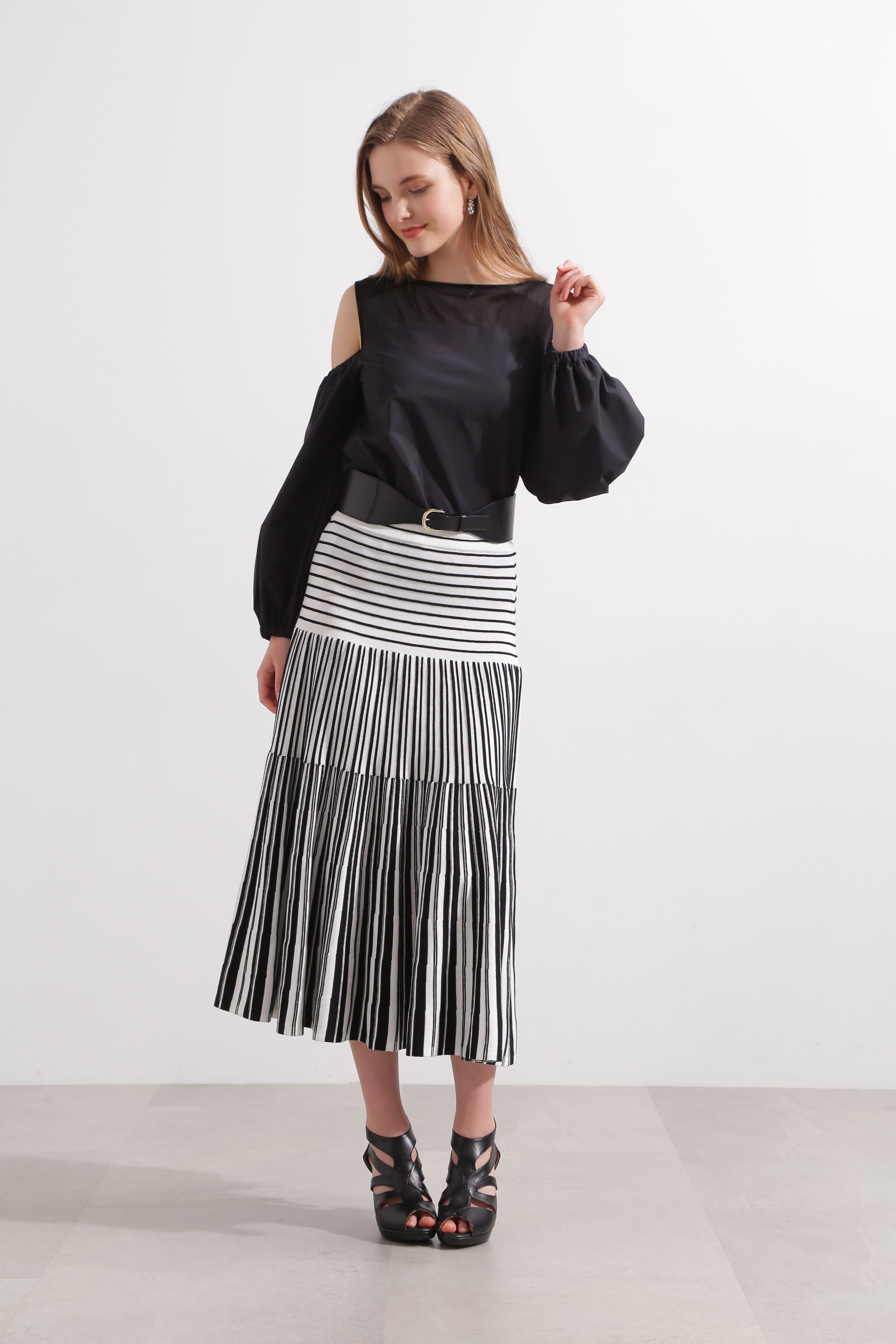  「バイカラーストライプフレアーニットスカート」|スカート|