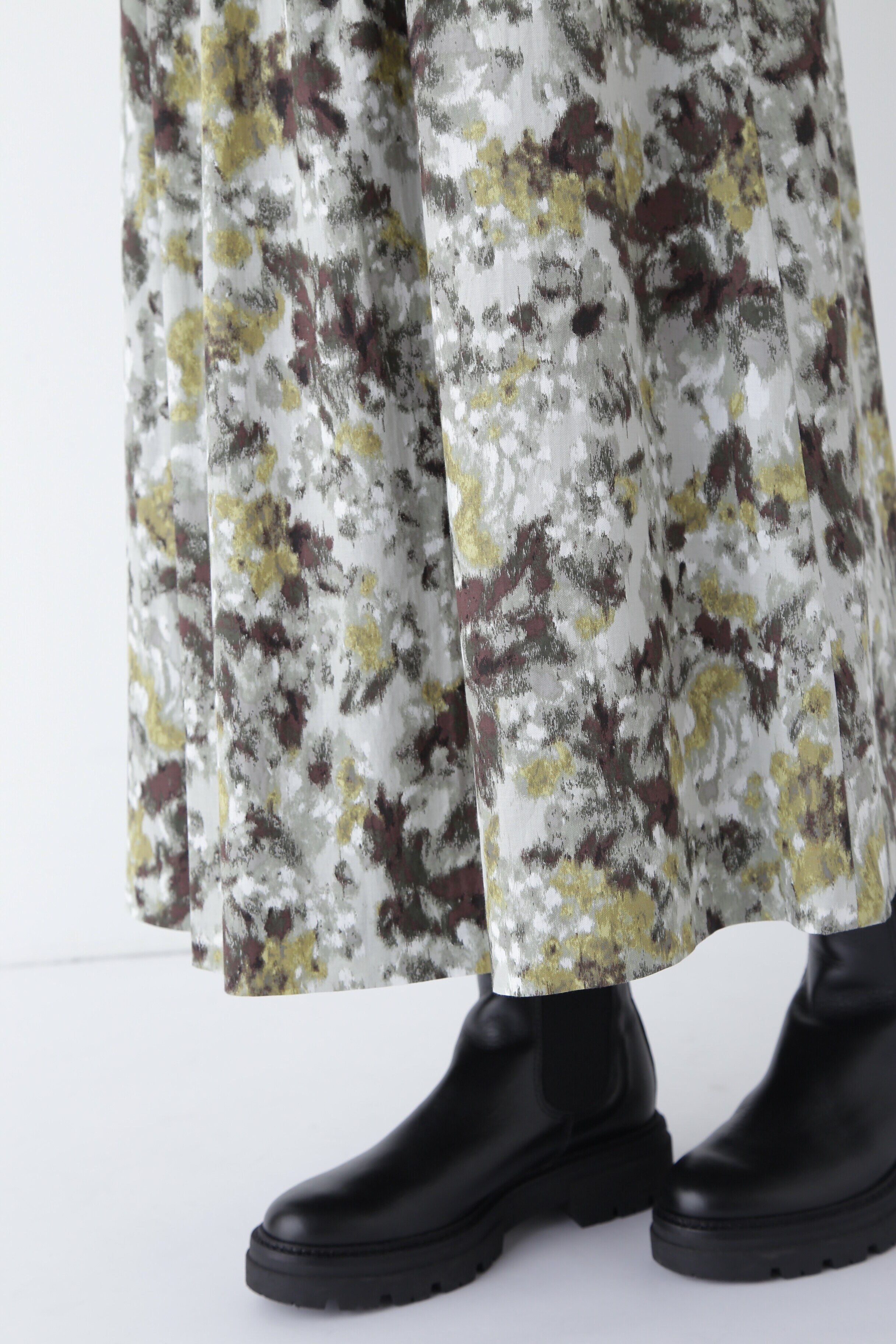  「◆セルロース／Ｃホグシ風ランダムタックスカート」|スカート|