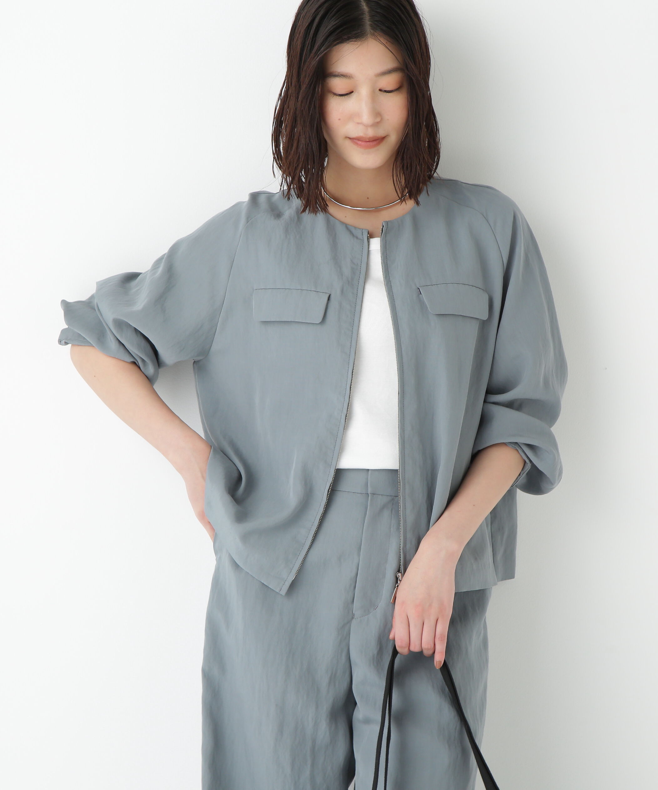  「◆クルーネックショートブルゾン」|ブルゾン・スタジャン|ブルーグレー