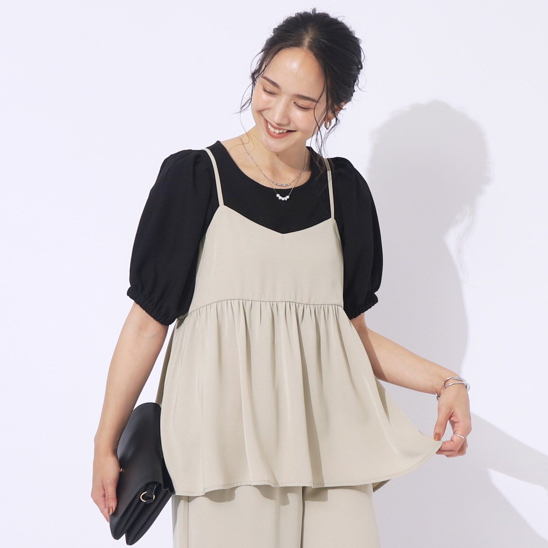 SHOO･LA･RUE「【セットアップ可/洗える】さらさらぷるん ティアードキャミソール」|キャミソール|グレージュ(050)