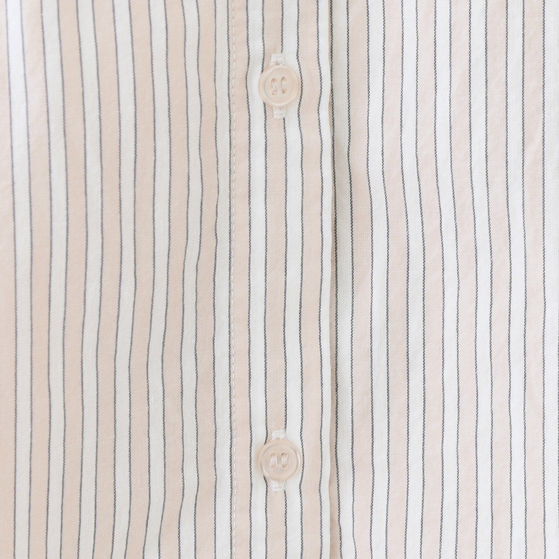 SHOO･LA･RUE「【洗える】バックギャザーがポイント 綿ワッシャー前開きシャツ」|シャツ・ブラウス|