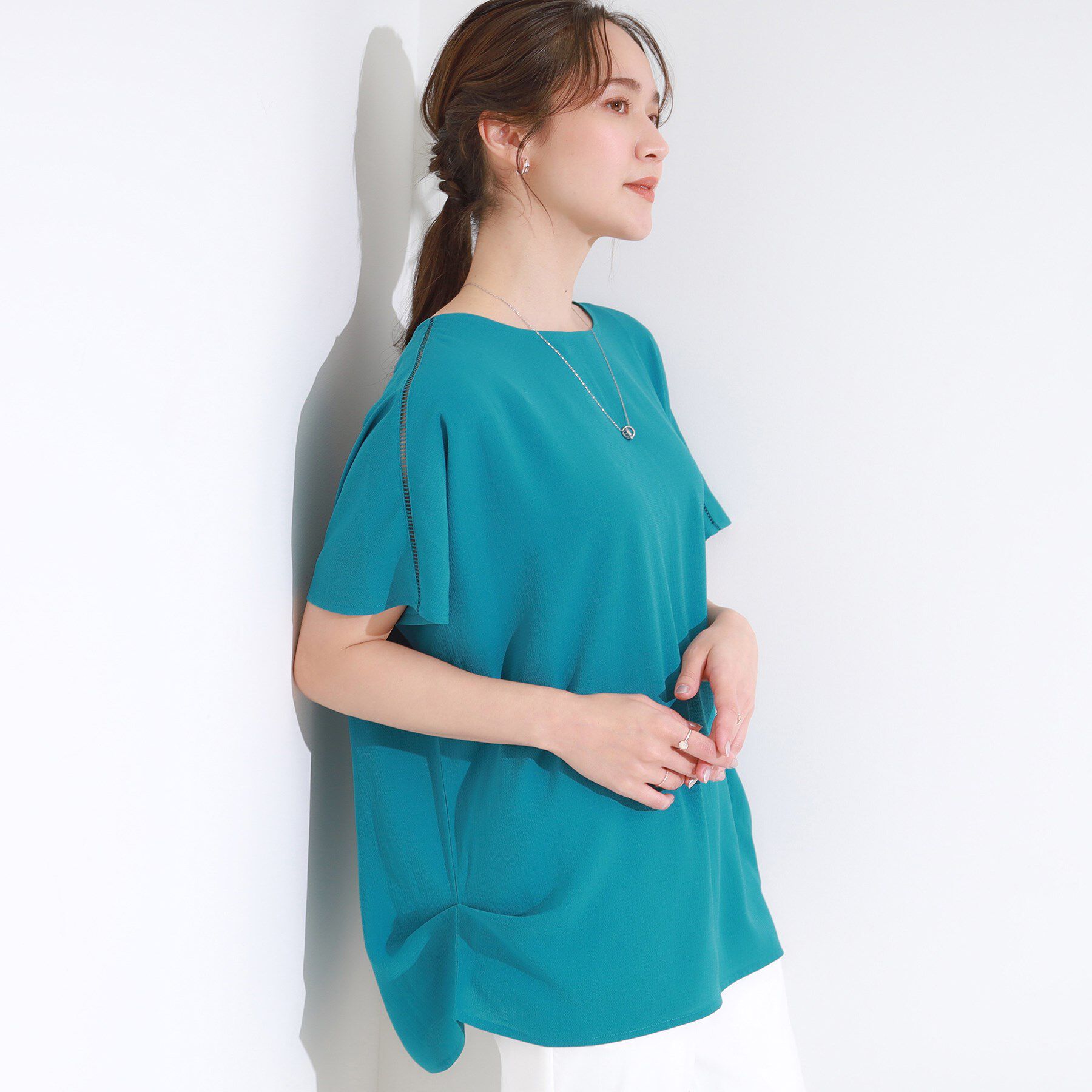 SHOO･LA･RUE「【S-LL/ひんやり/洗濯後しわになりにくい】インせず決まる はしごレースドルマンブラウス」|シャツ・ブラウス|ブルー(093)