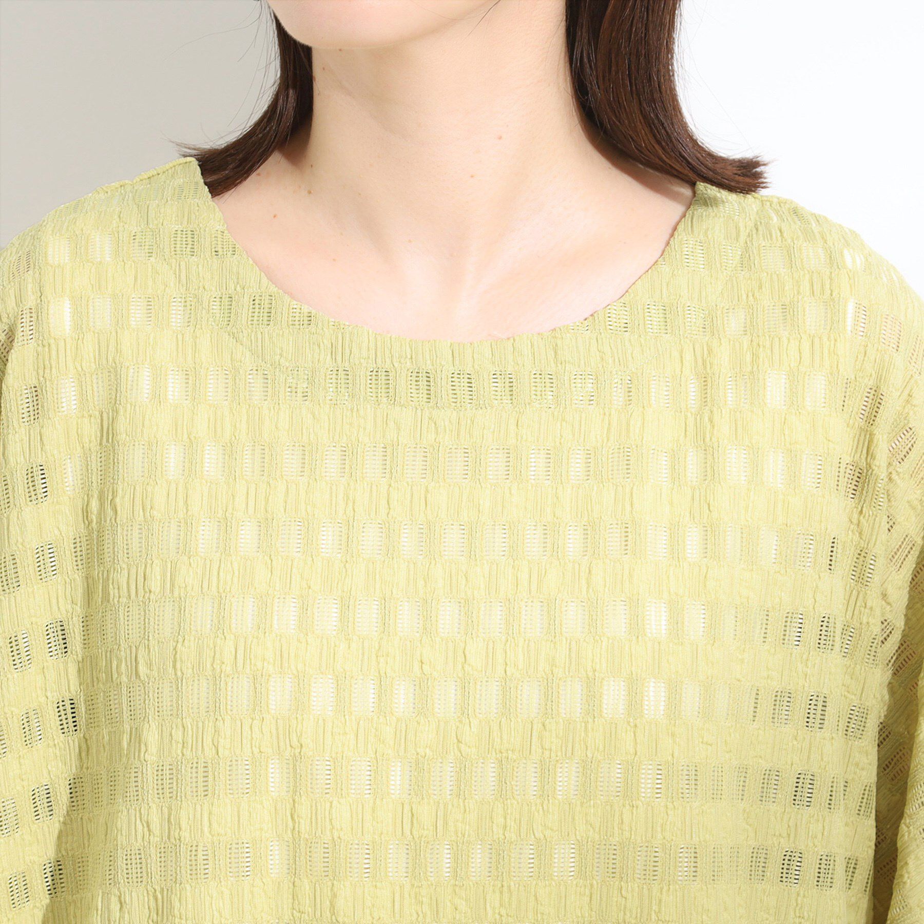 SHOO･LA･RUE「【S-LL】涼やかで好印象 シアーチェック ドルマントップス」|Tシャツ・カットソー|