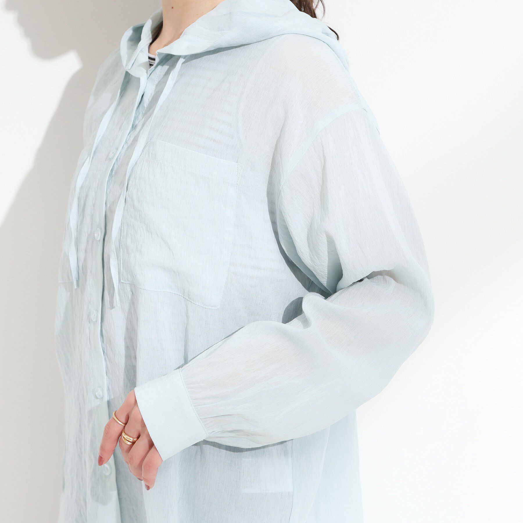 SHOO･LA･RUE「【S-LL】大人の抜け感 シアーフードシャツ」|シャツ・ブラウス|