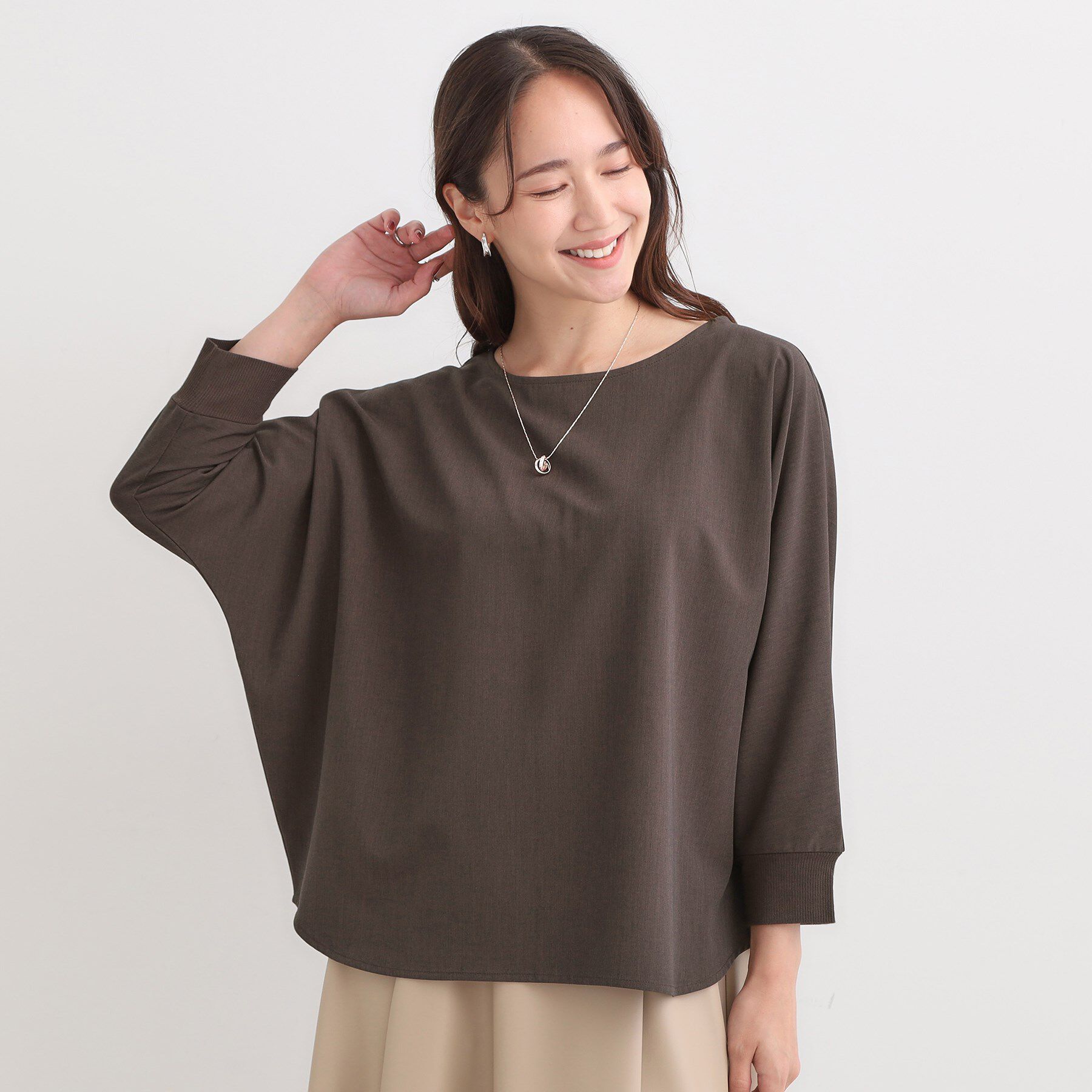 SHOO･LA･RUE「【洗濯後しわになりにくい】1枚でサマ見え 8分袖ドルマンブラウス」|シャツ・ブラウス|