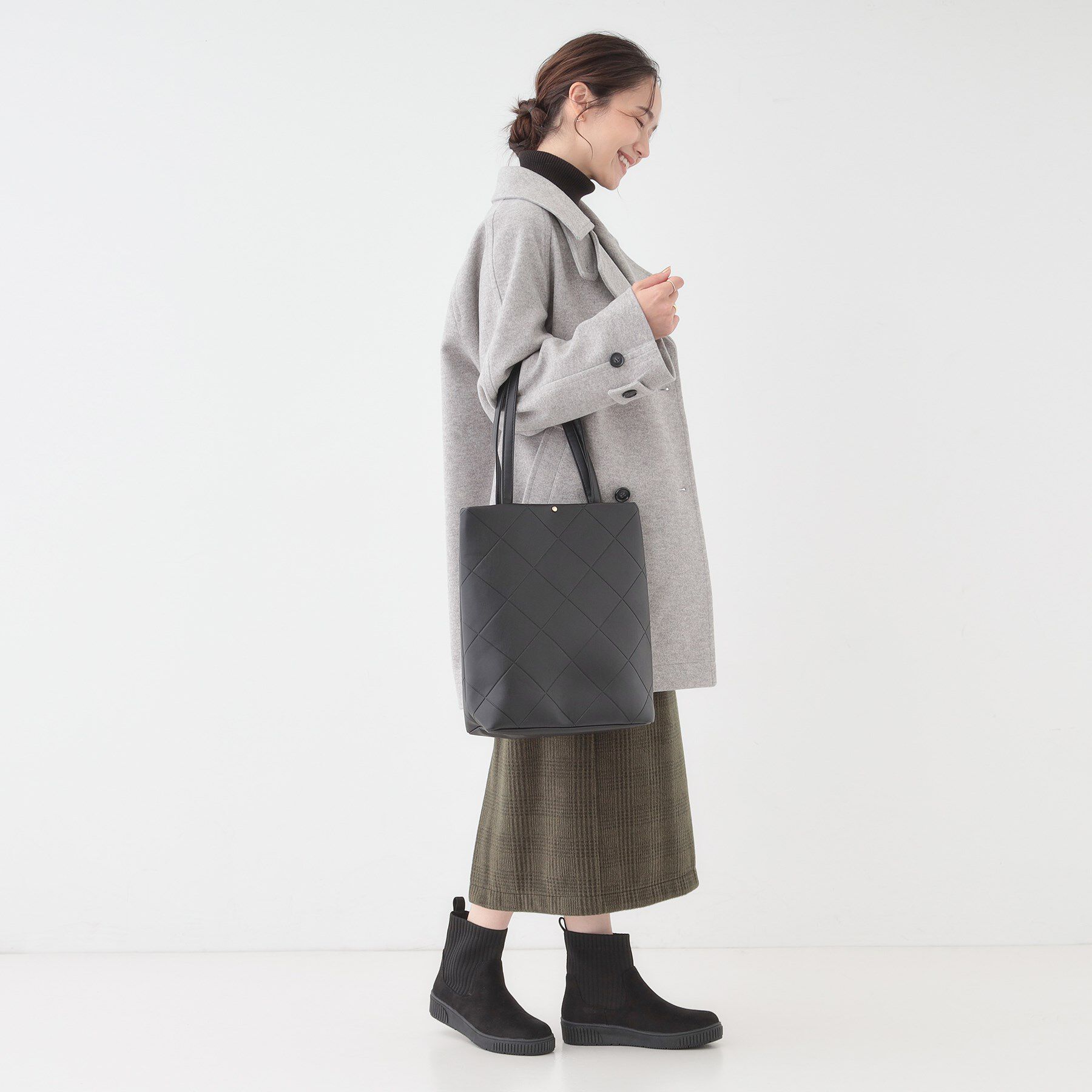 SHOO･LA･RUE「バイアスチェック型押しトートバッグ」|トートバッグ|