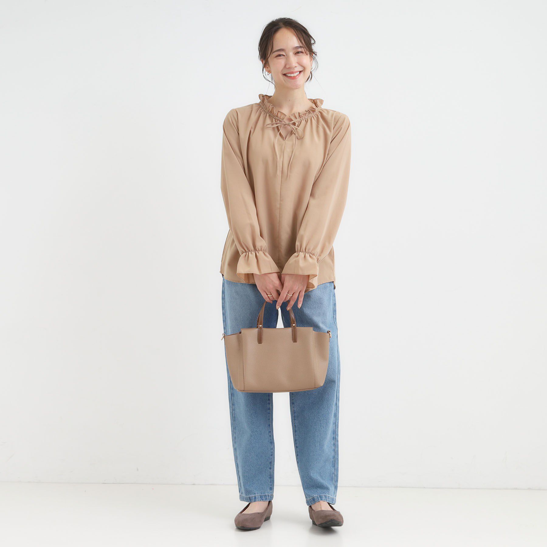 SHOO･LA･RUE「【S-LL/洗濯後しわになりにくい/吸水速乾/UV】大人フェミニンな装いに 襟フリルブラウス」|シャツ・ブラウス|