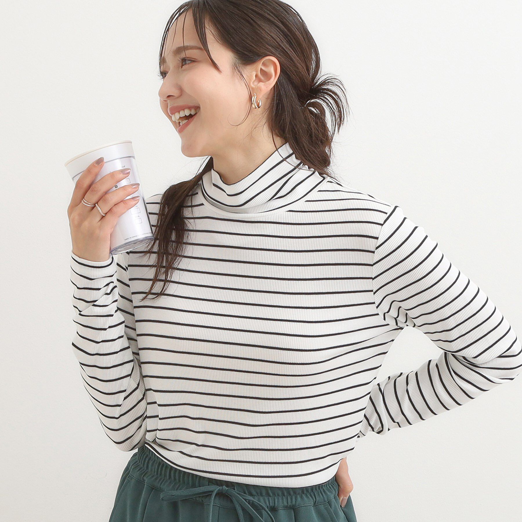 SHOO･LA･RUE「【S-LL/吸湿発熱】なめらかとろみ インナータートル」|Tシャツ・カットソー|ブラック(319)