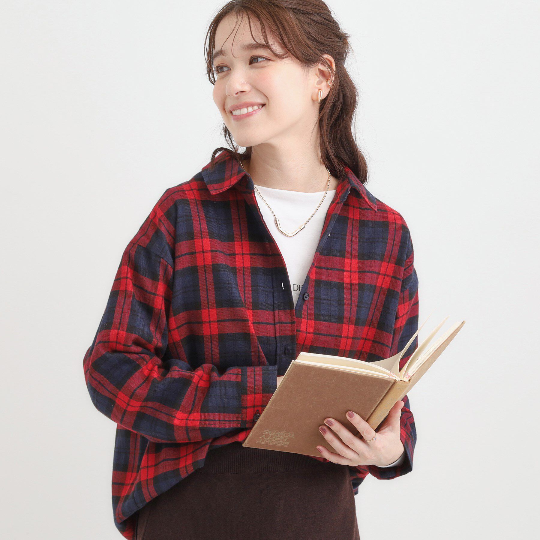 SHOO･LA･RUE「【S-LL】柔らかさが癖になる 起毛コットン オーバーサイズシャツ」|シャツ・ブラウス|レッド(263)