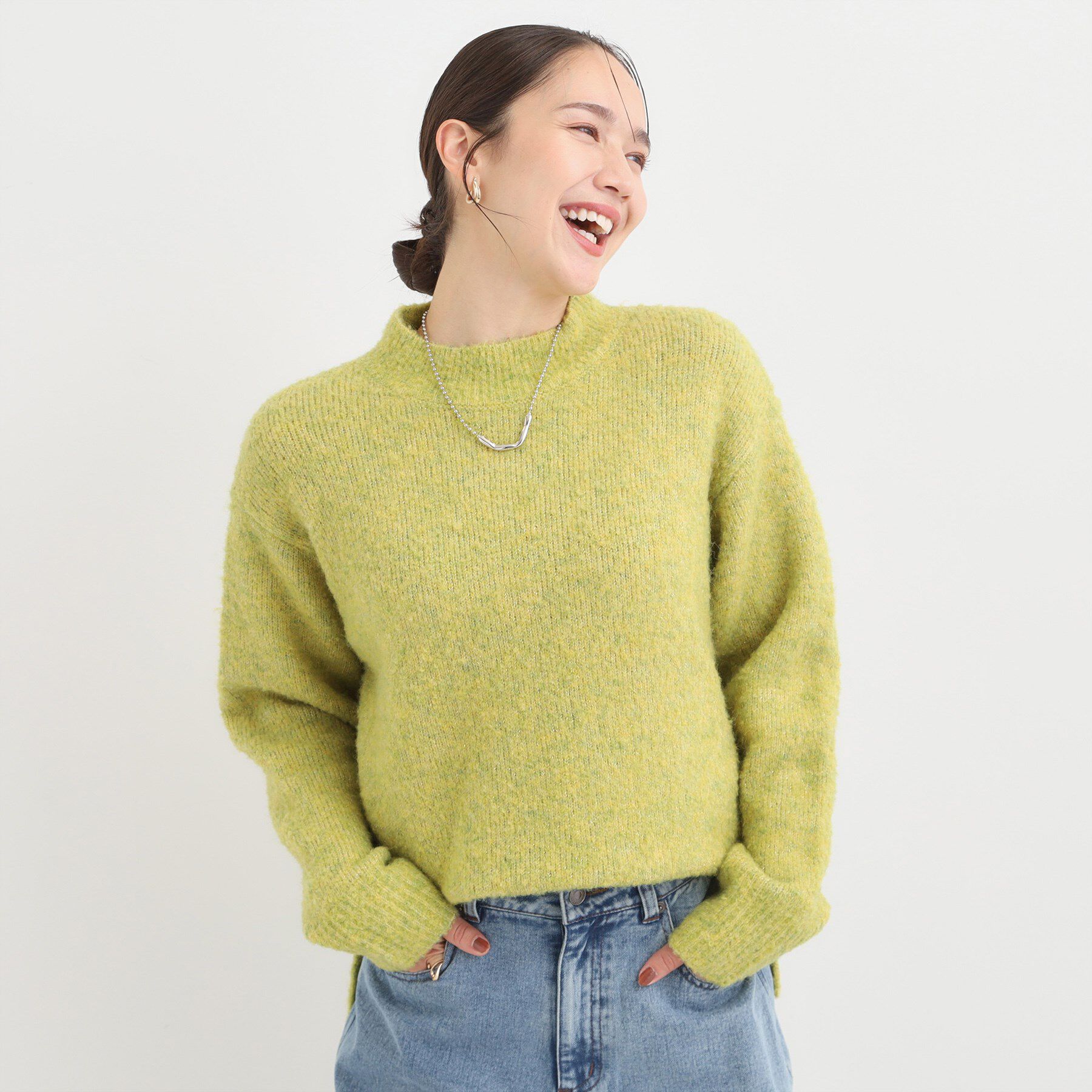 SHOO･LA･RUE「【S-LL】ほんのりラメで華やか ふわふわハイネックニット」|ニット・セーター|