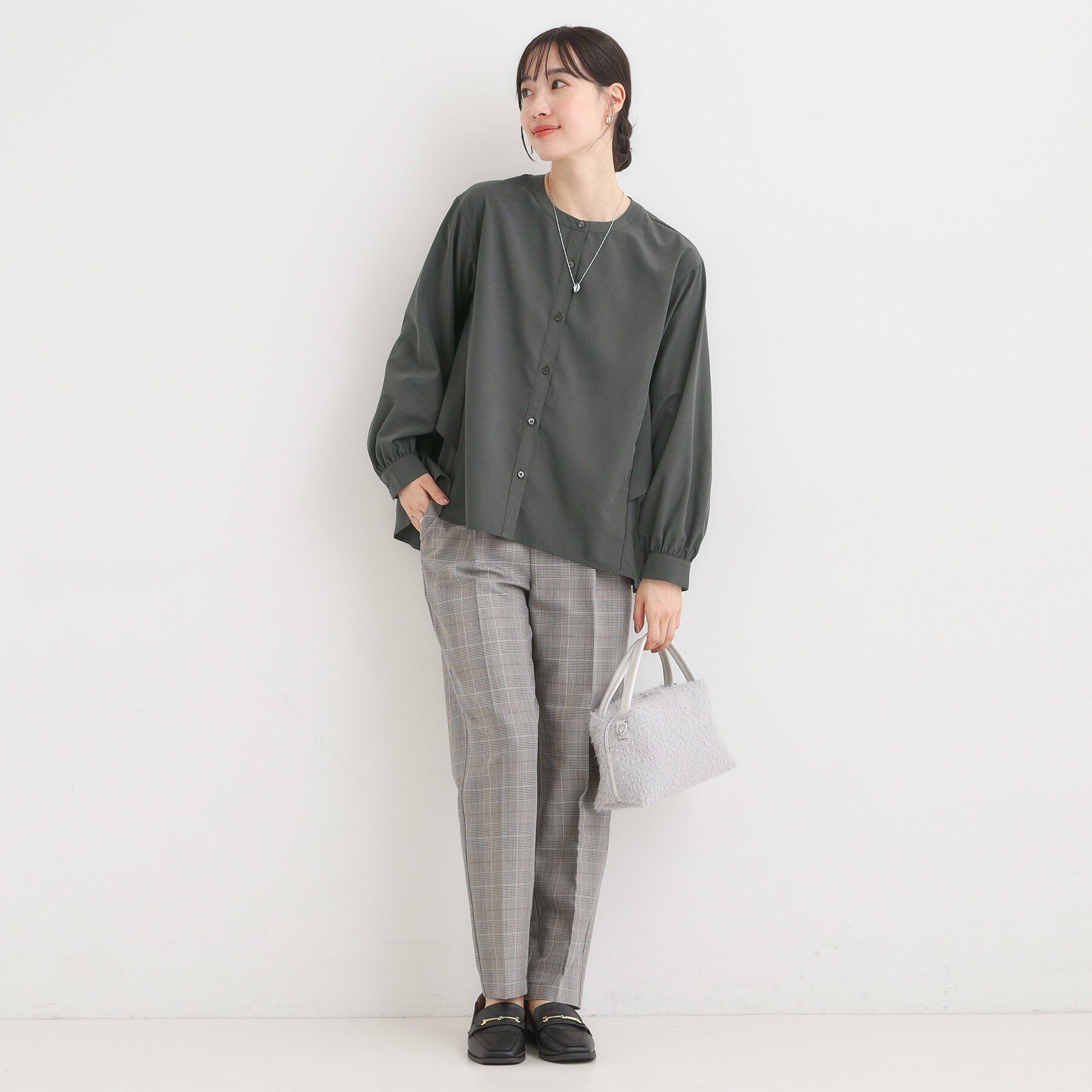 SHOO･LA･RUE「【洗濯機可/S-LL】春まで着られる バックフリルシャツ」|シャツ・ブラウス|