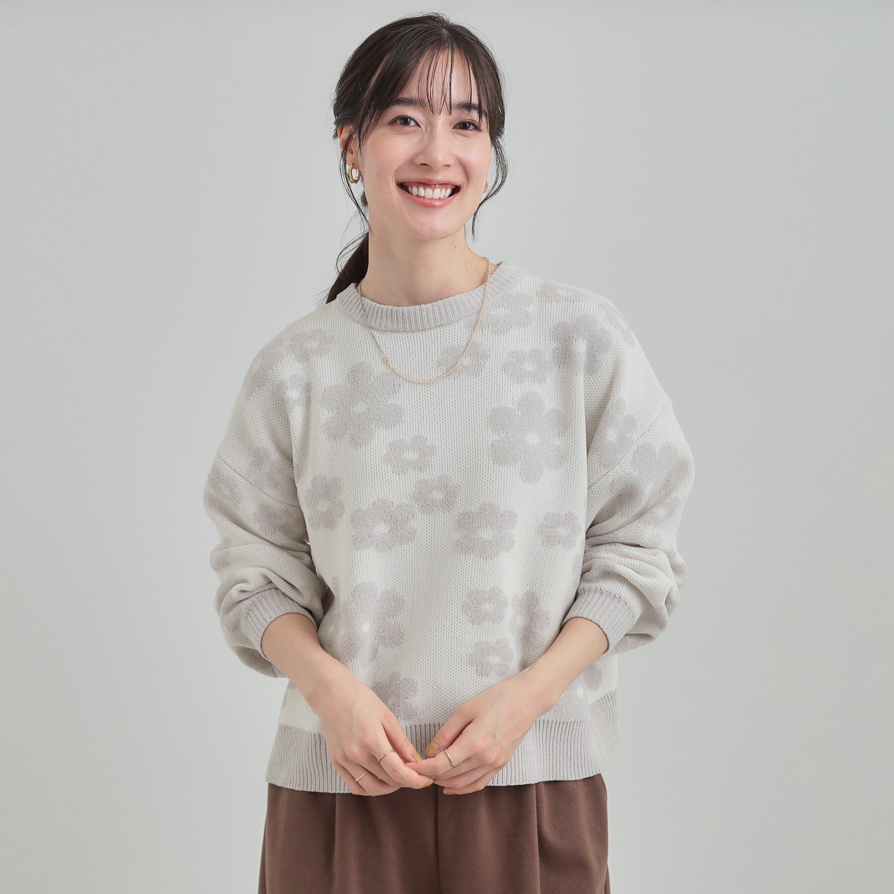 SHOO･LA･RUE「【S-LL】レトロ感漂う デイジー柄 総柄ニット」|ニット・セーター|