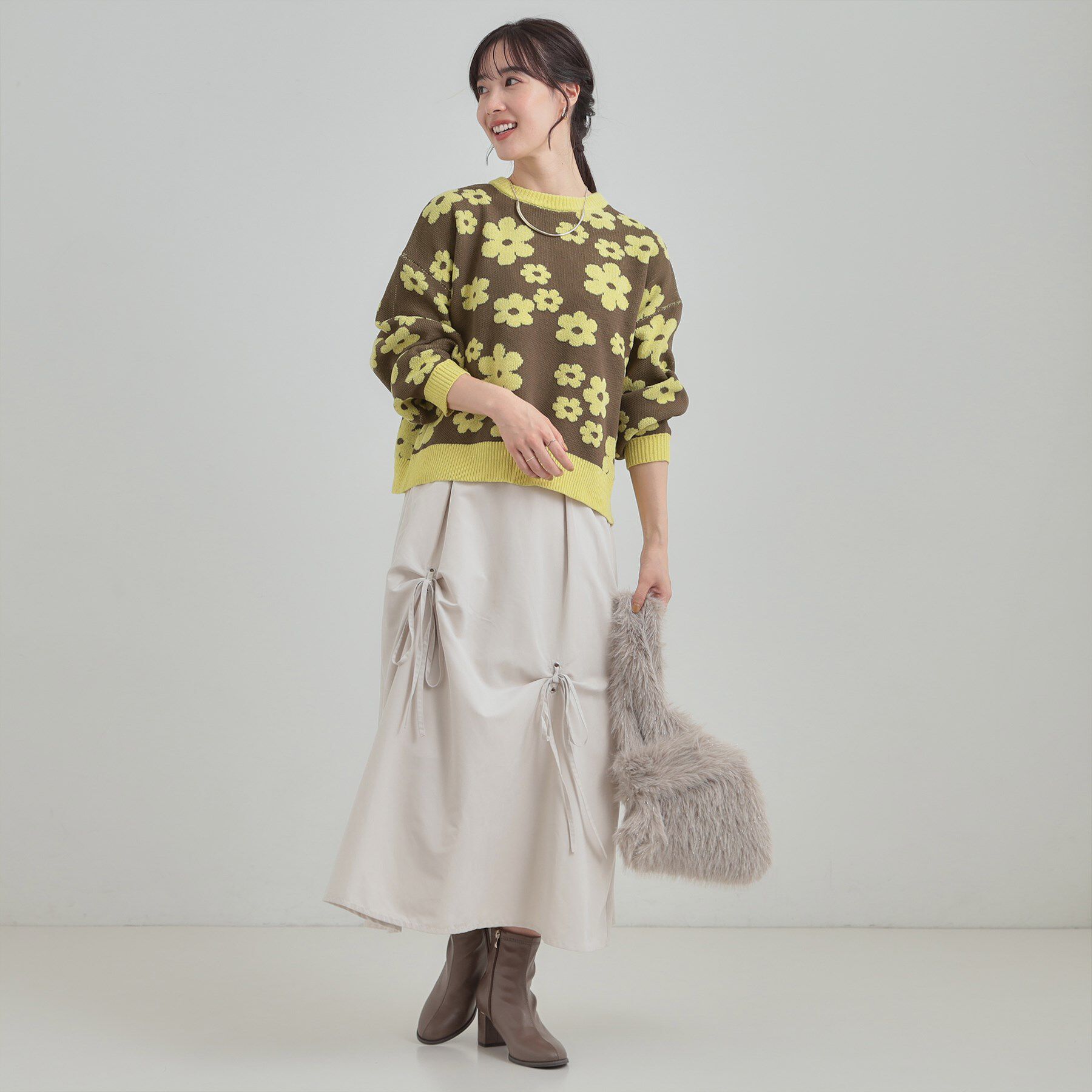 SHOO･LA･RUE「【S-LL】レトロ感漂う デイジー柄 総柄ニット」|ニット・セーター|