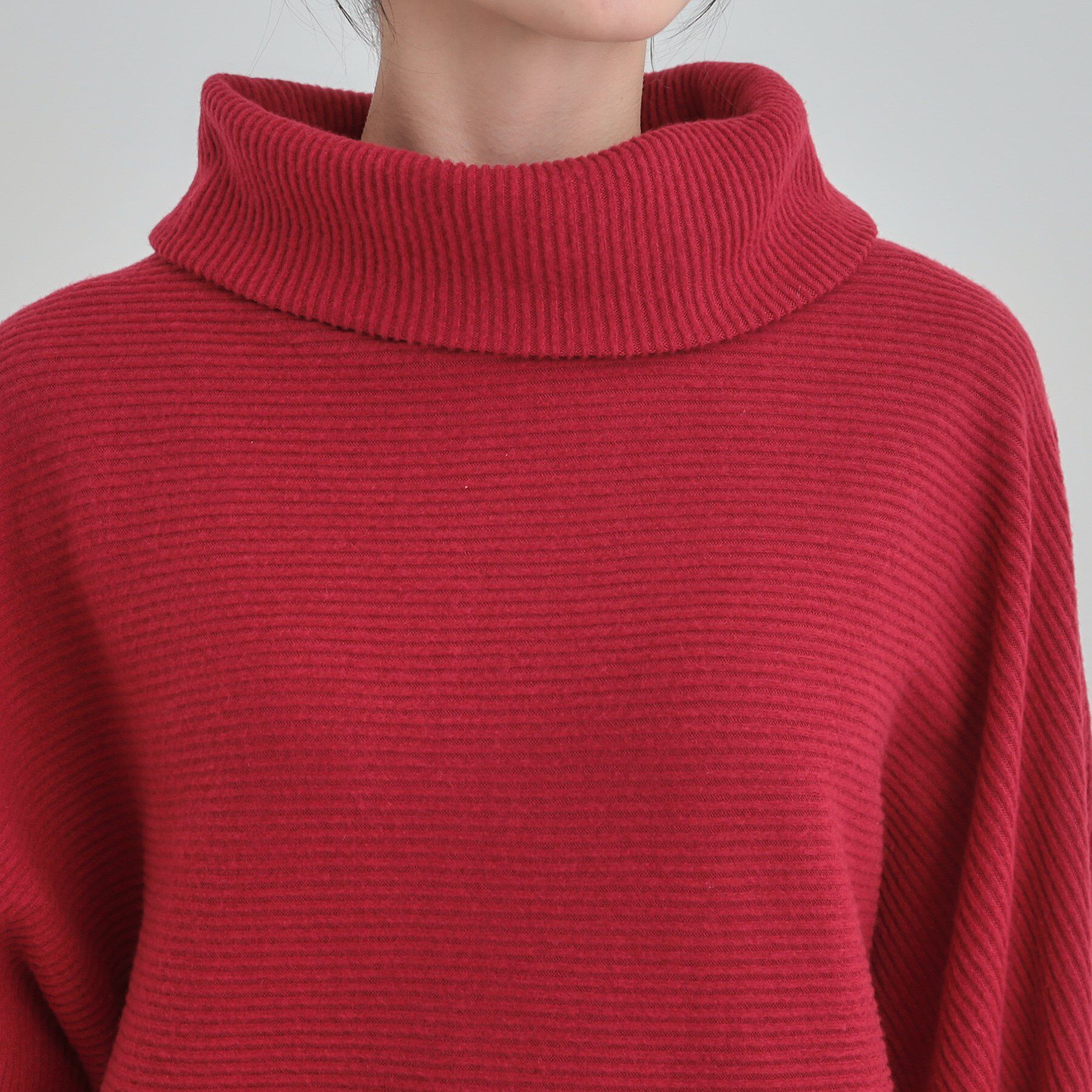 SHOO･LA･RUE「お顔周りをスッキリ見せるオフタートルリブドルマン」|Tシャツ・カットソー|