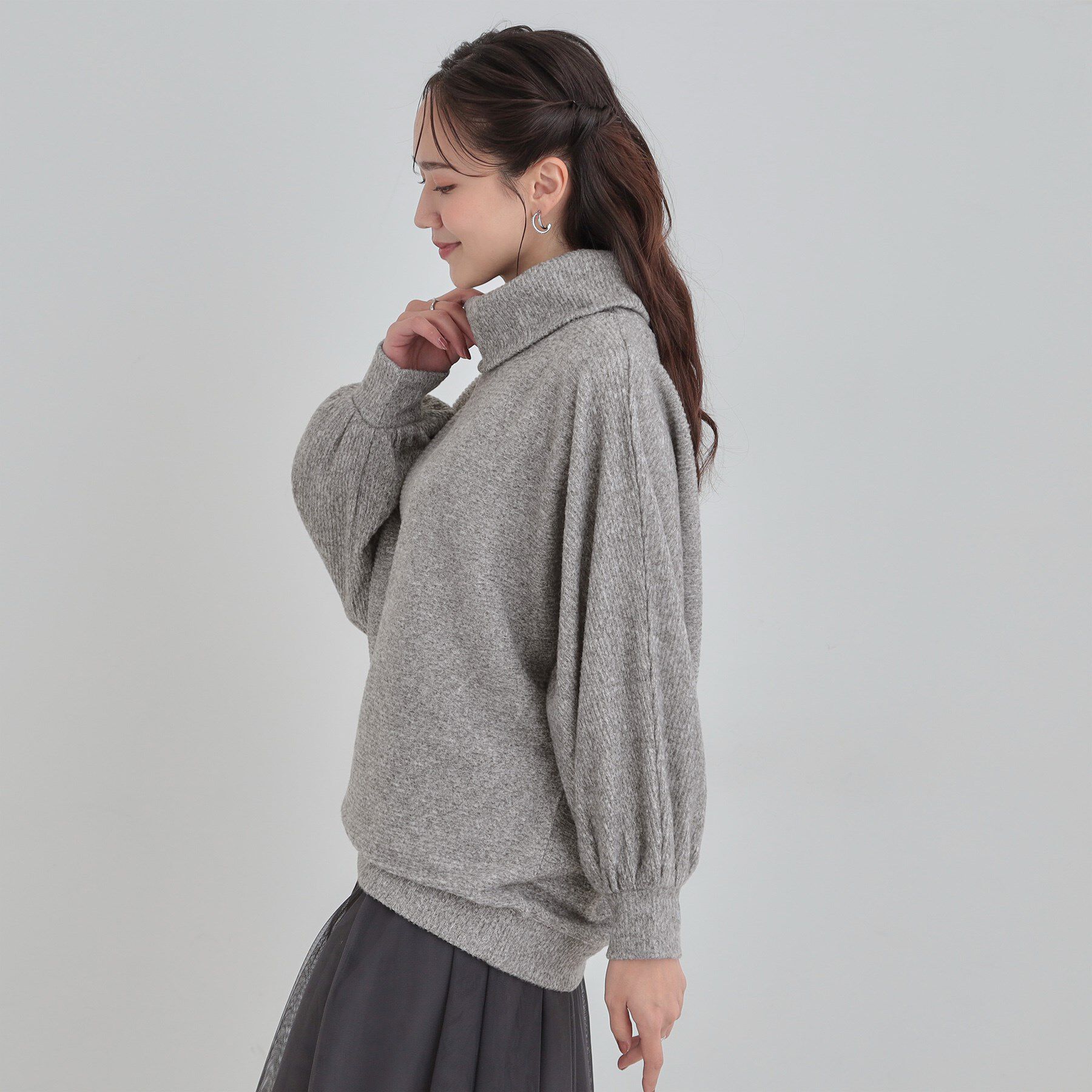 SHOO･LA･RUE「お顔周りをスッキリ見せるオフタートルリブドルマン」|Tシャツ・カットソー|