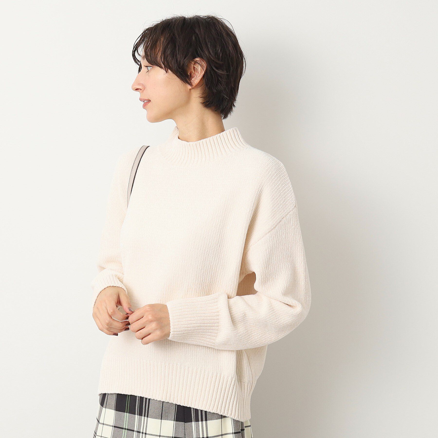Dessin「【洗える・4サイズ展開・トレンド】ハイネックベロアモールニット（XS～L）」|ニット・セーター|