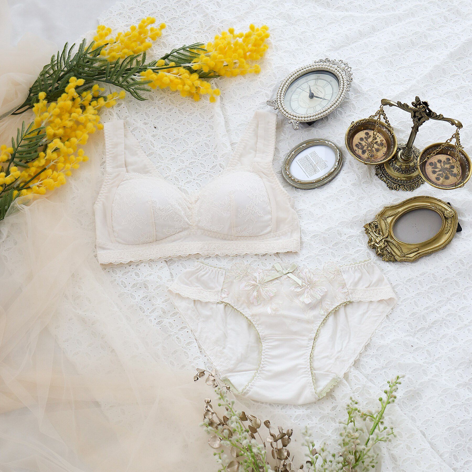 Risa Magli「◆シャンタル おやすみブラ」|インナー|