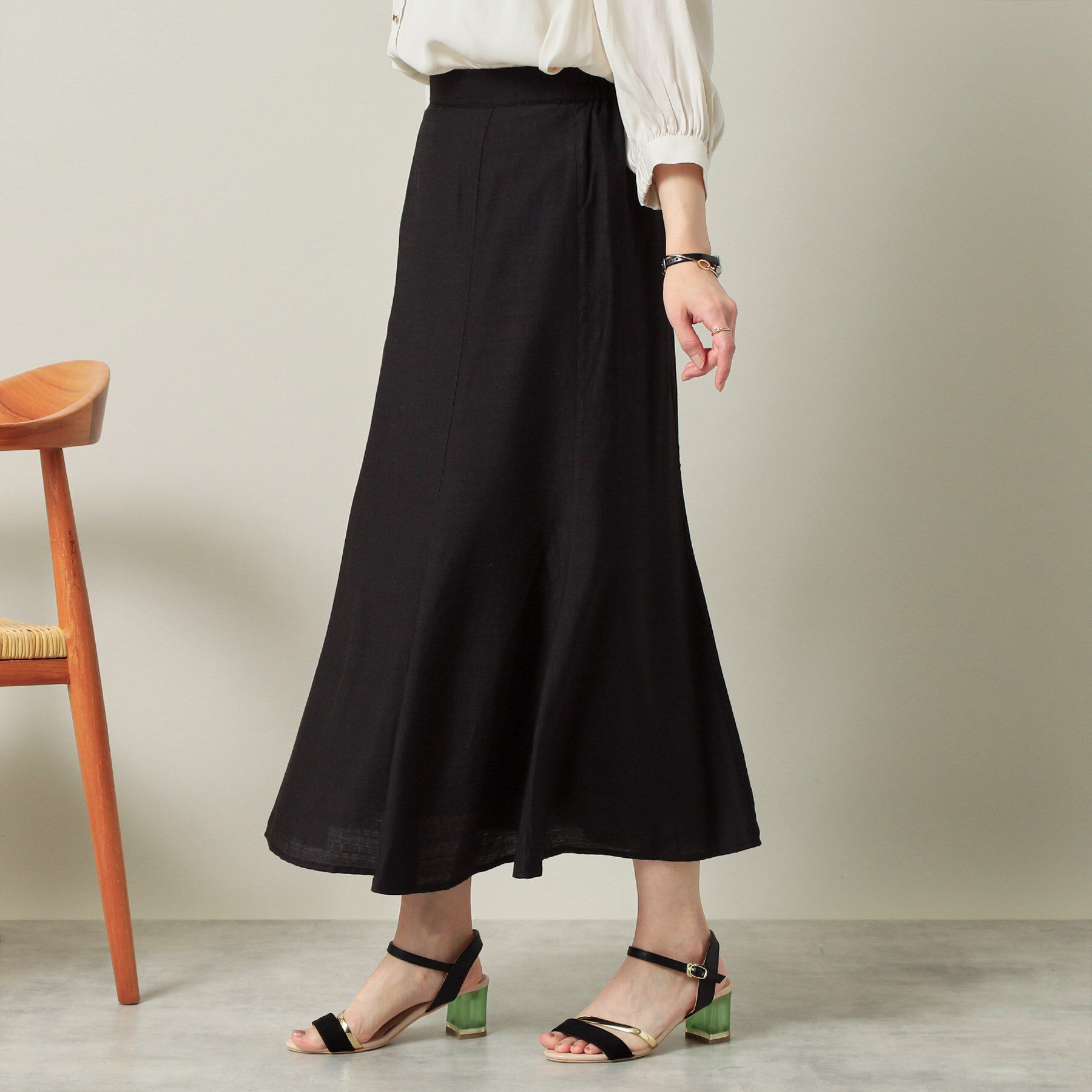 ITS&rsquo;DEMO「【ウエストゴム／洗濯機OK】リネン混マーメイドスカート」|スカート|ブラック(019)