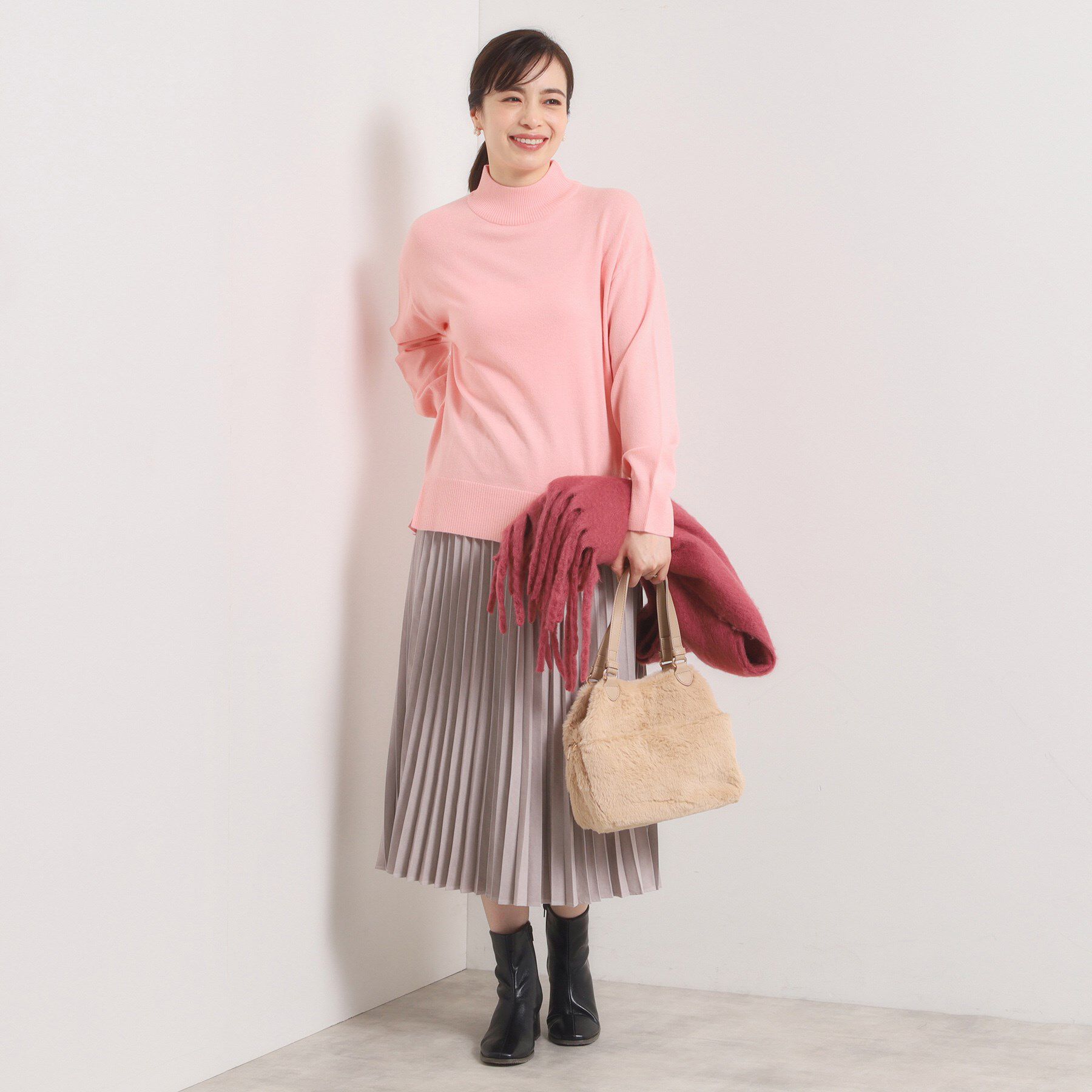 ITS&rsquo;DEMO「【静電気防止／手洗い可】クリーミータッチハイネックニット」|ニット・セーター|