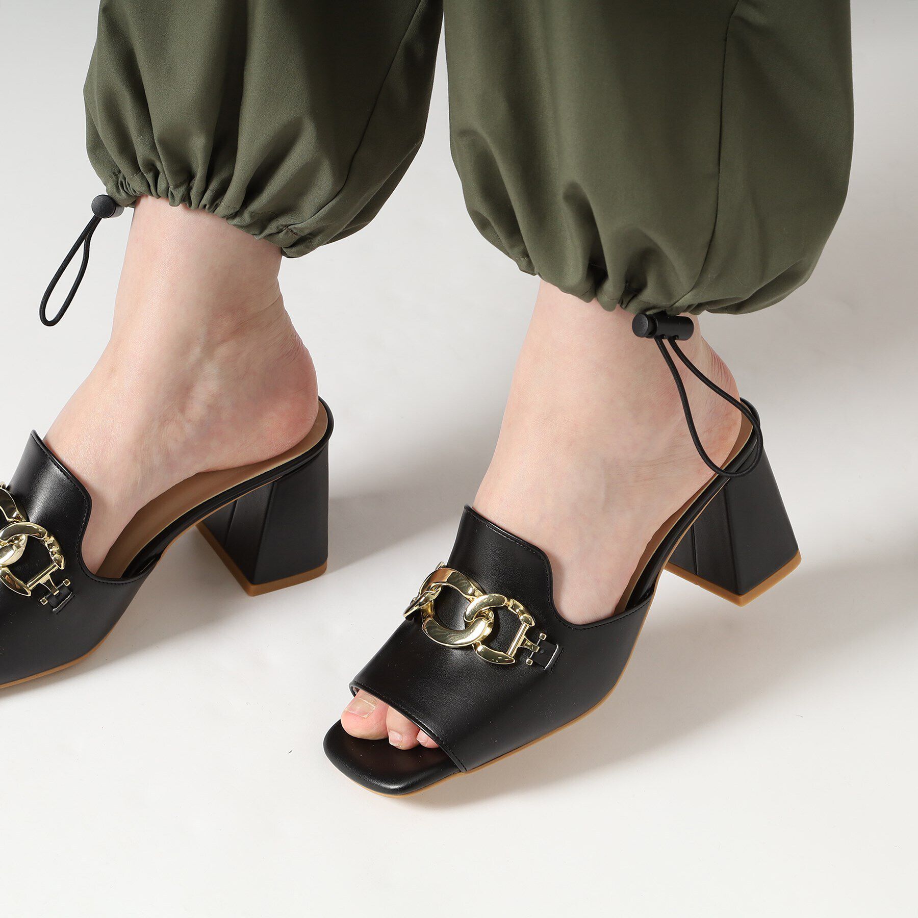 ESPERANZA「チェーン付きブロックヒールミュールサンダル」|サンダル|