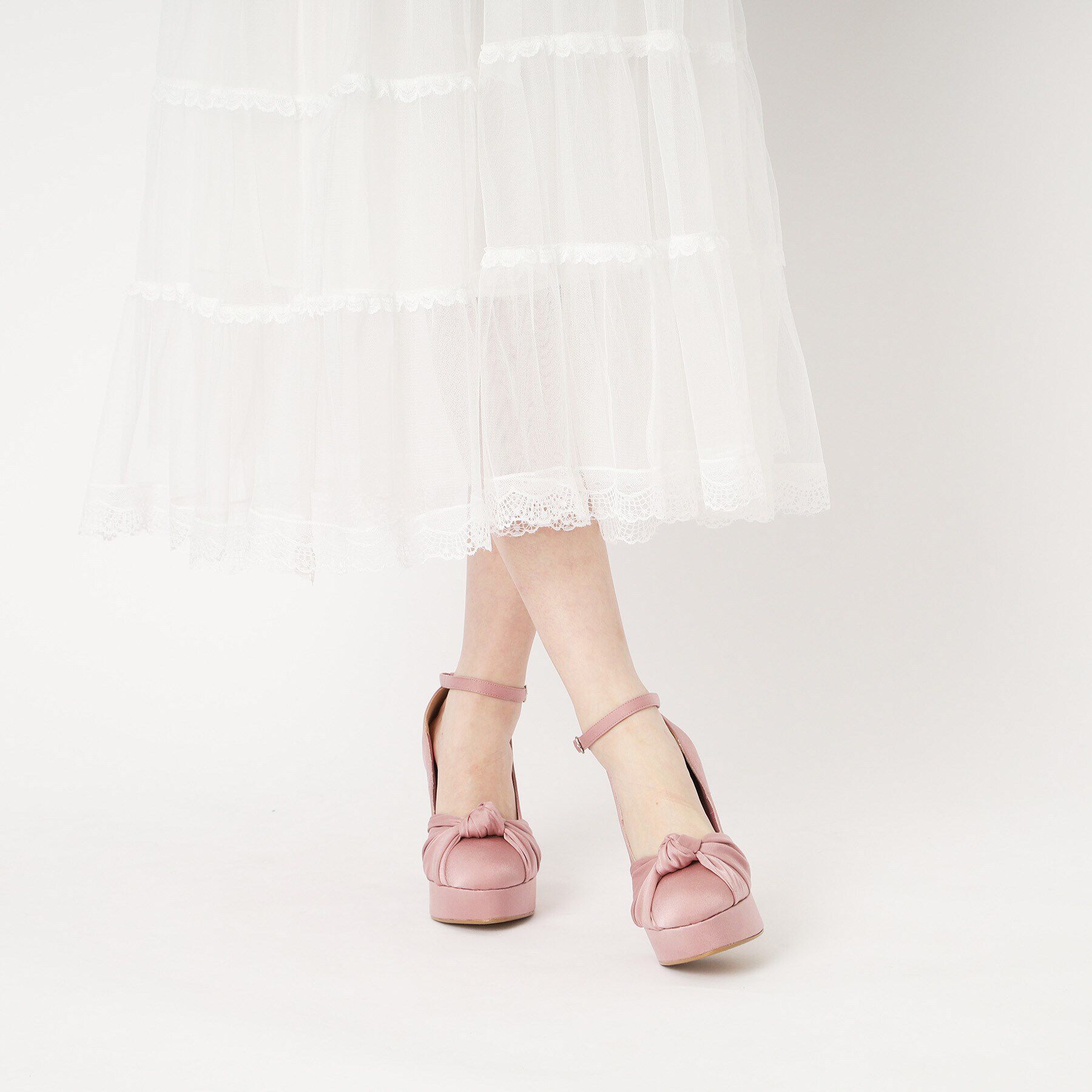 ESPERANZA「結びリボンネックベルトハイヒールパンプス 結婚式二次会 パーティー 24SS」|パンプス|