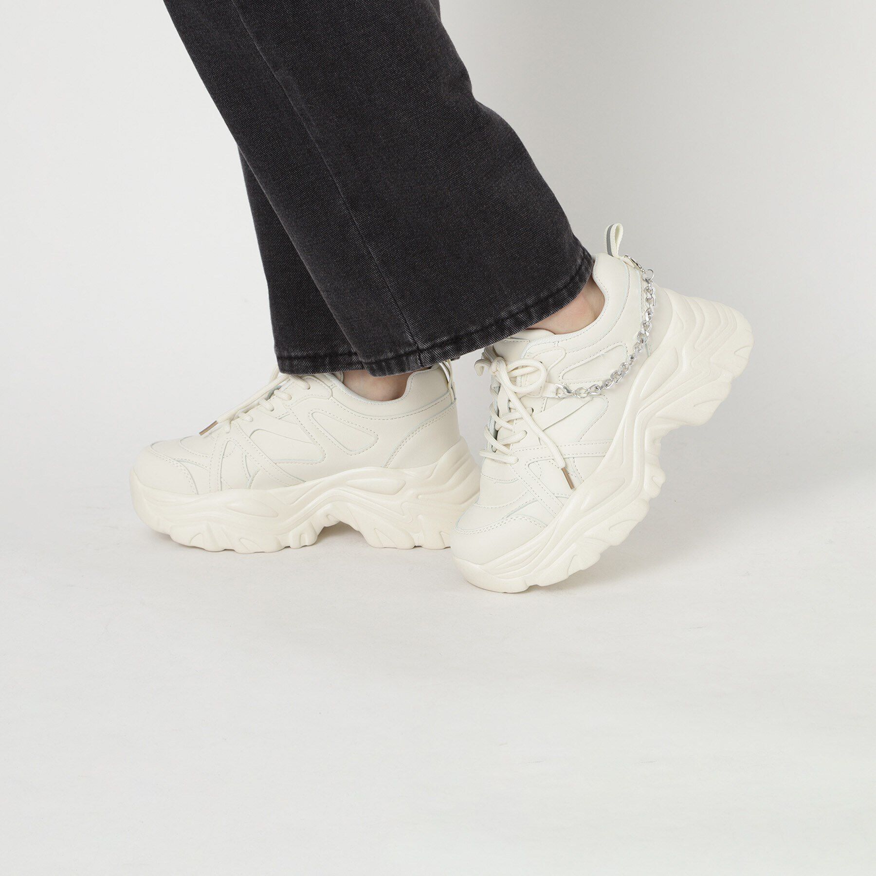 csT&P「【2WAYチェーン付き】軽量ボリュームソール厚底スニーカー」|スニーカー|