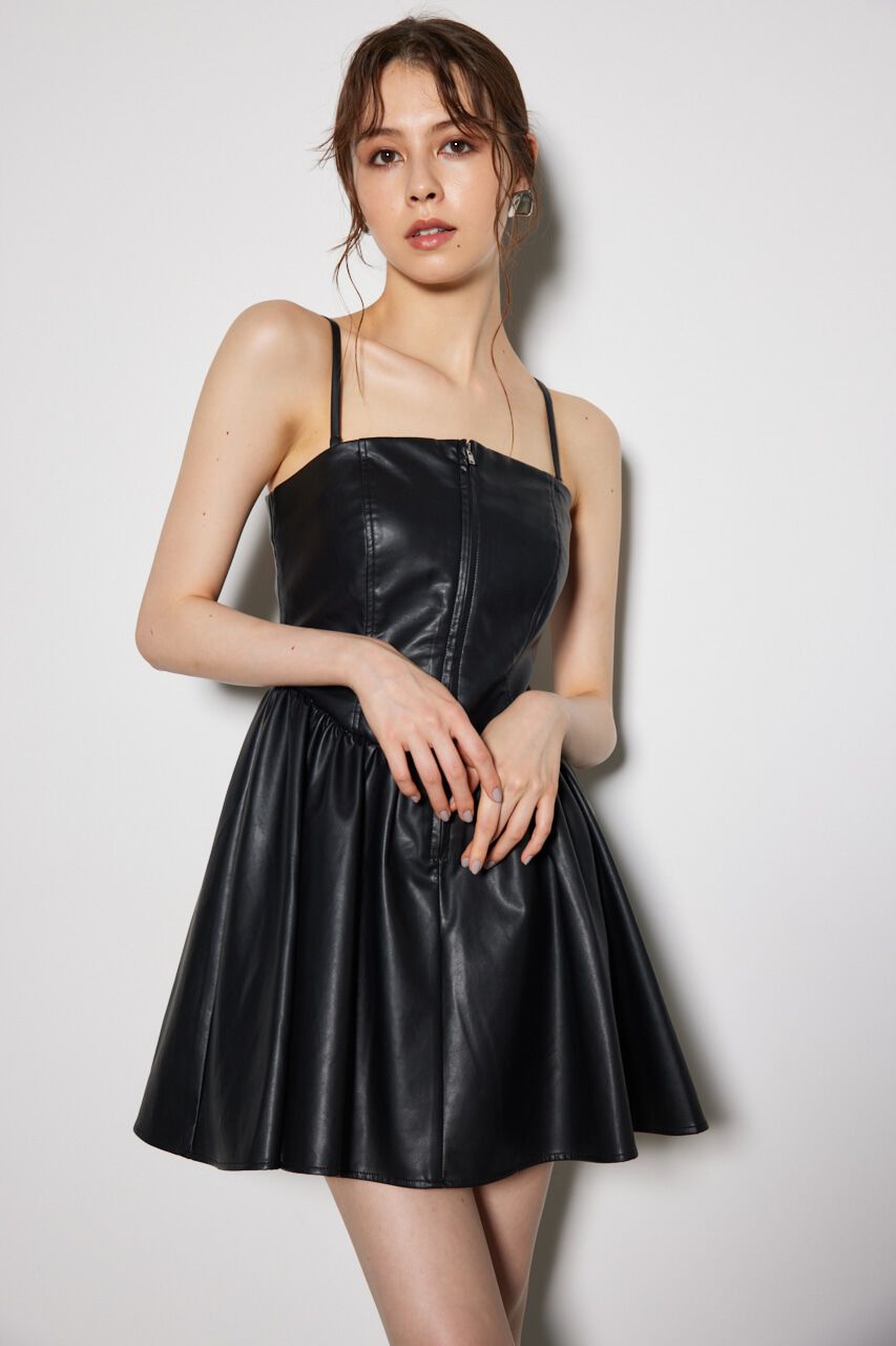 rienda「ベアビスチェギャザーフェイクレザーフレアミニワンピース」|ワンピース|BLK