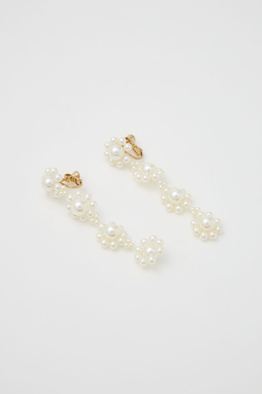 RODEO CROWNS「フラワーフェイクパール4連イヤリング」|ピアス|