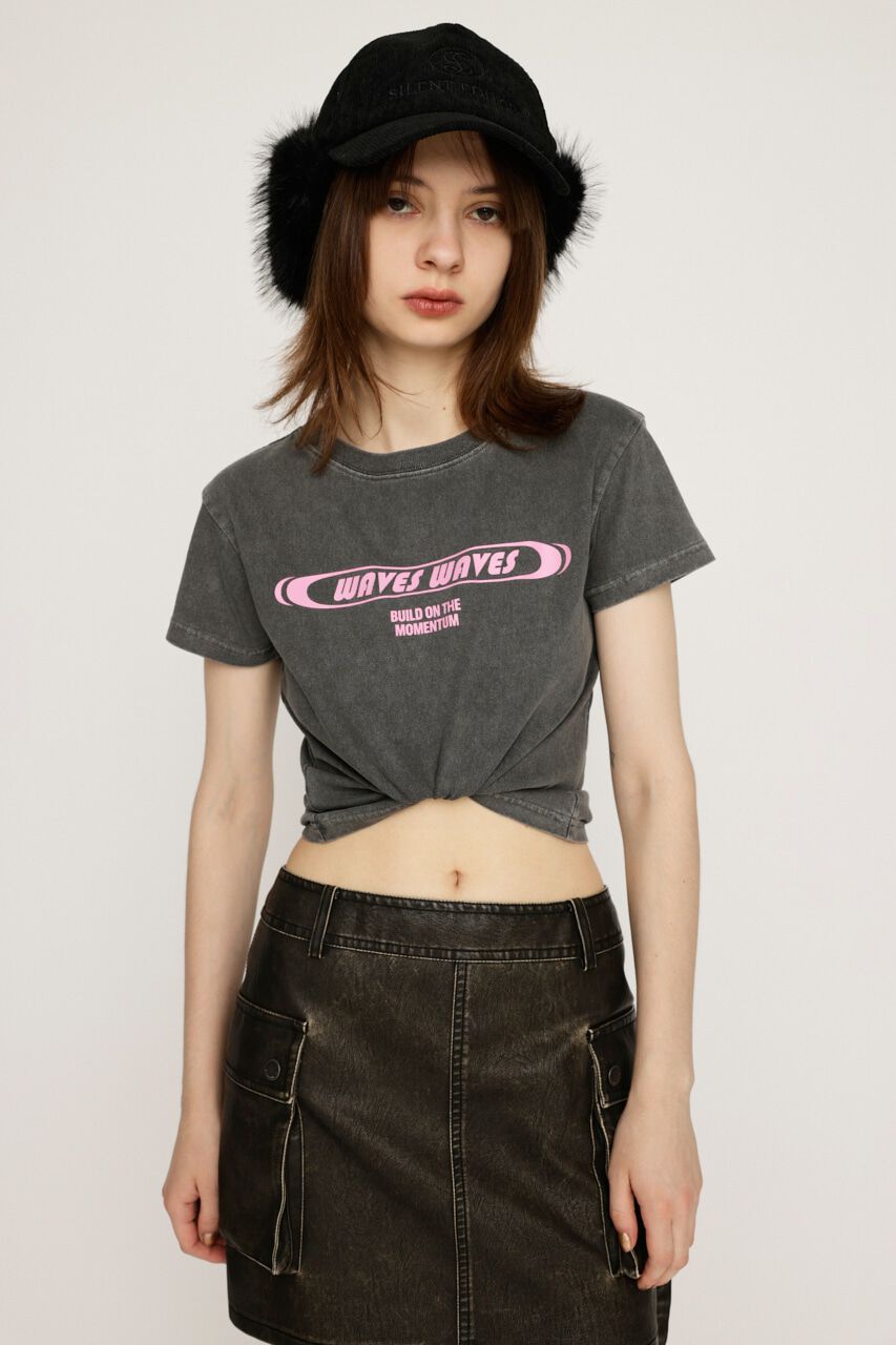 SLY「FRONT PRINT COMPACT Tシャツ」|Tシャツ・カットソー|