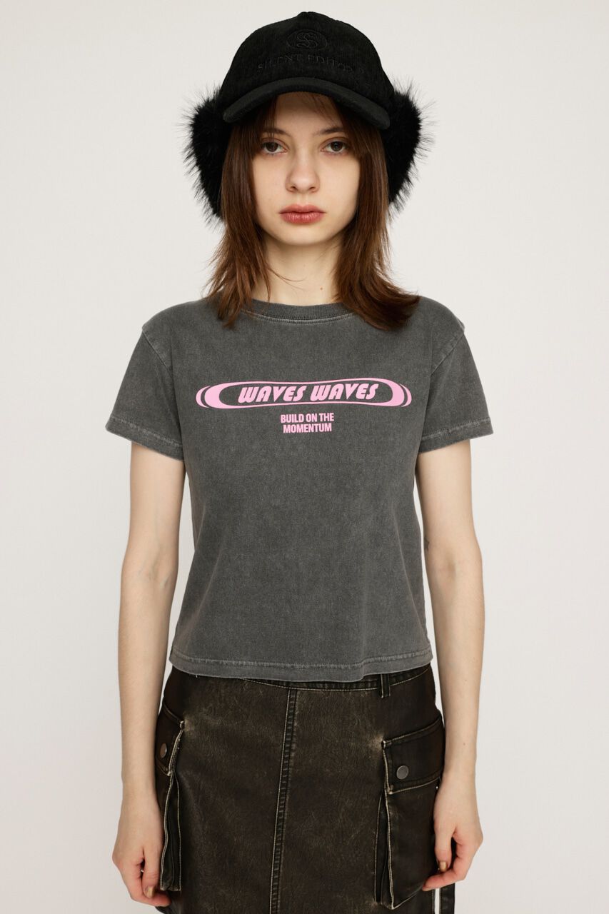 SLY「FRONT PRINT COMPACT Tシャツ」|Tシャツ・カットソー|