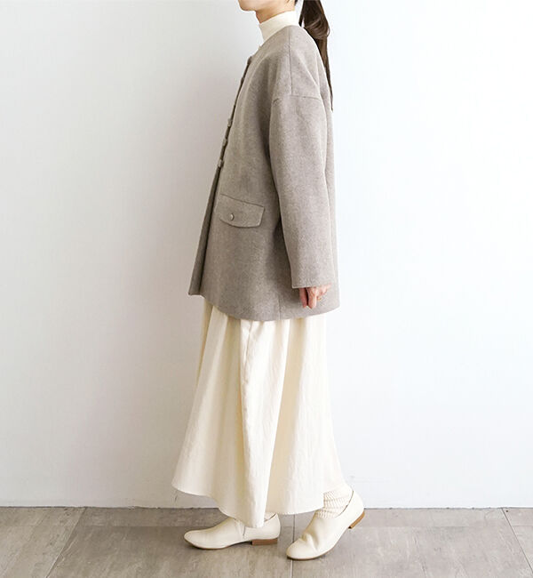 オオカミとフクロウ「オオカミと新しい朝と灯りと&ldquo;がいとう&rdquo;」|ノーカラーコート|