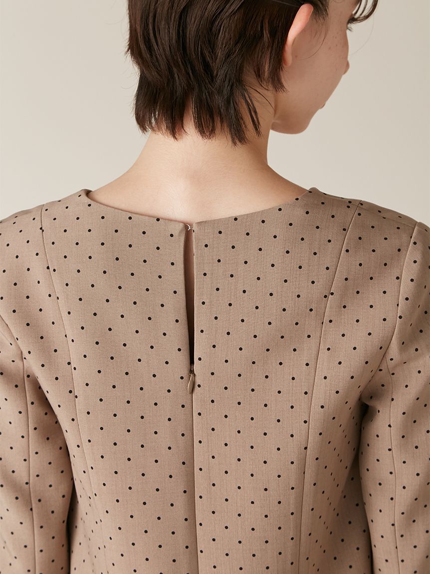 LILY BROWN「ラッフルカラー付きミニワンピース(Hearts2Hearts着用)」|ワンピース|