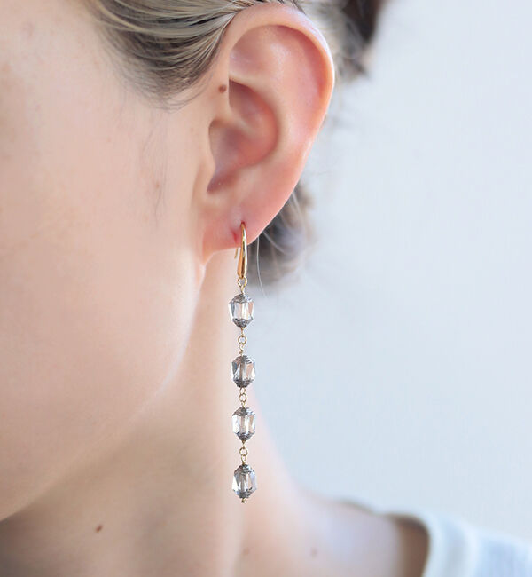  「releve 4粒チェコ ピアス」|ピアス|