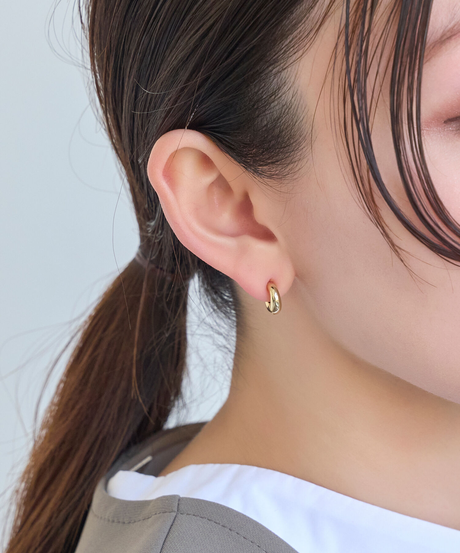 Phoebe「【金属アレルギー対応】シンプルフープスナップイヤリング　ゴールド」|イヤリング|
